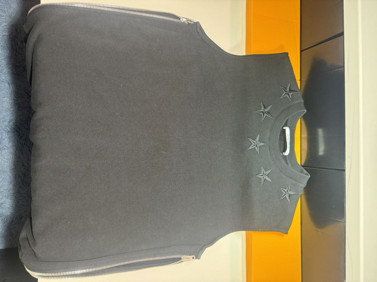 Givenchy Givenchy Sweater Vest Size US M / EU 48-50 / 2 - 13 Thumbnail