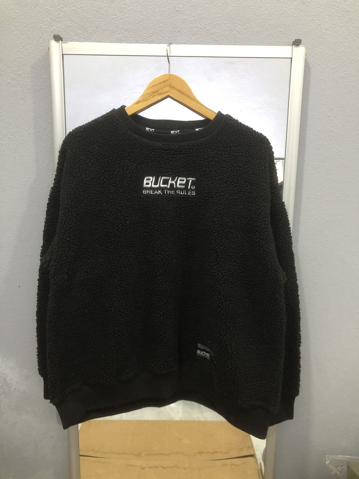 Japanese Brand × Retrofit Bucket Deep Pile Sherpa Fleece Sweatshirt Size US M / EU 48-50 / 2 - 1 Thumbnail