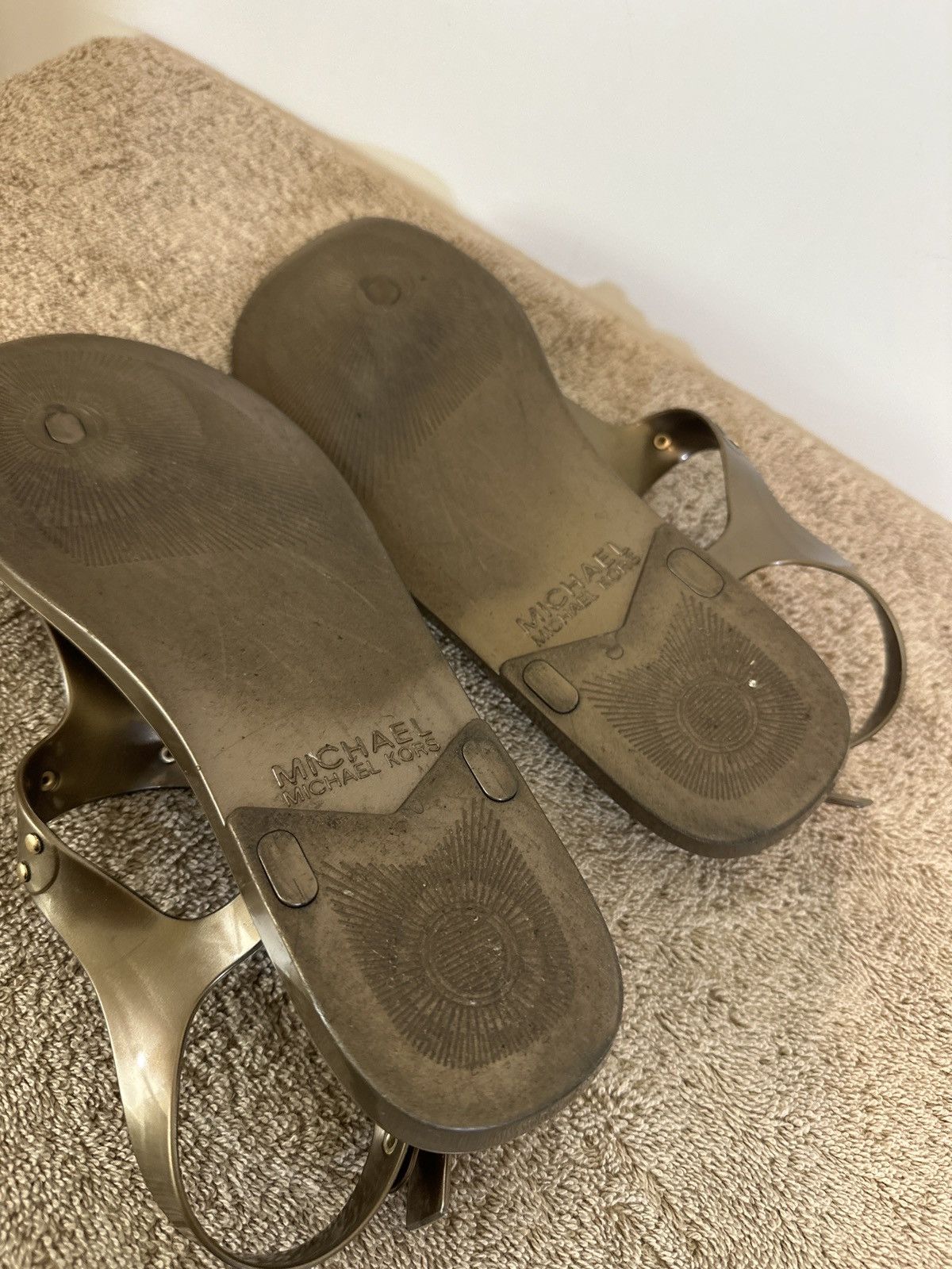 Michael Kors MICHAEL Michael Kors MK Bronze Plate Jelly Sandals Size US 9 / IT 39 - 6 Thumbnail