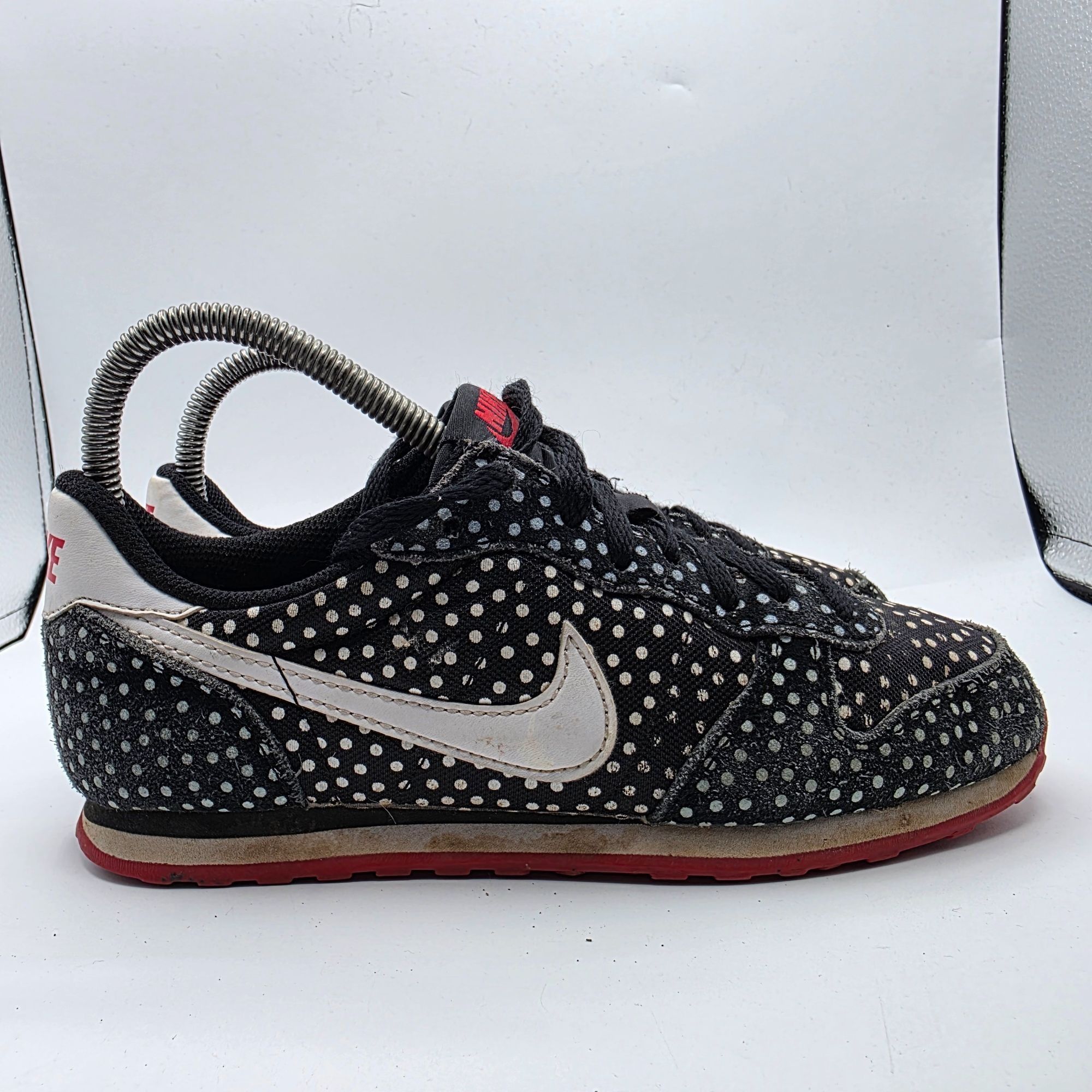 Nike Nike Genicco Womens Size 6 Black Red Polka Dot Shoes Casual Size US 6 / IT 36 - 12 Thumbnail