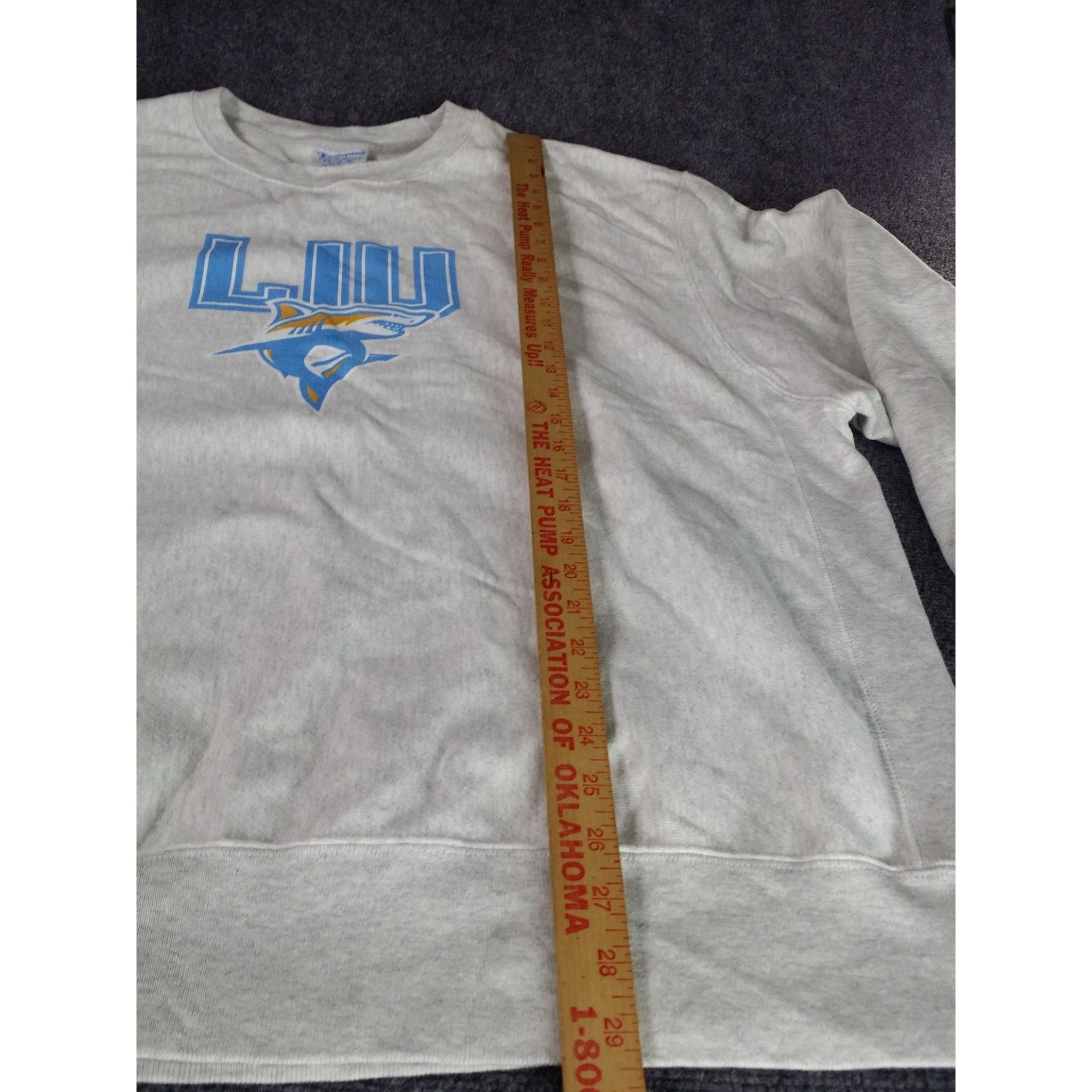 Champion Long Island University Sharks Sweatshirt Sz XXL Champion Rev Size US XXL / EU 58 / 5 - 3 Thumbnail