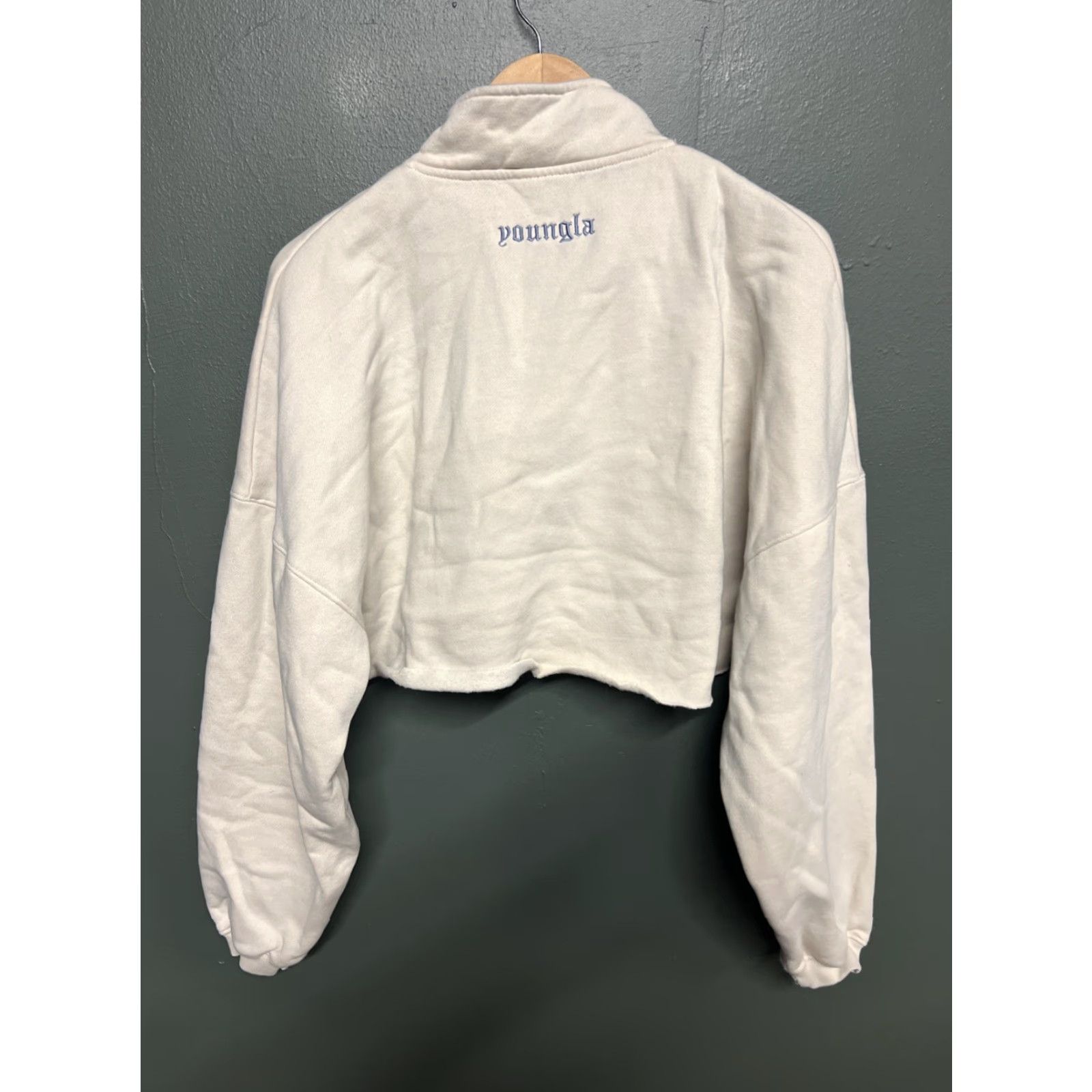 YoungLA VINTAGE Young LA Women’s Super Cropped Beige Quarter Zip Embroidered Medium Size M / US 6-8 / IT 42-44 - 4 Thumbnail