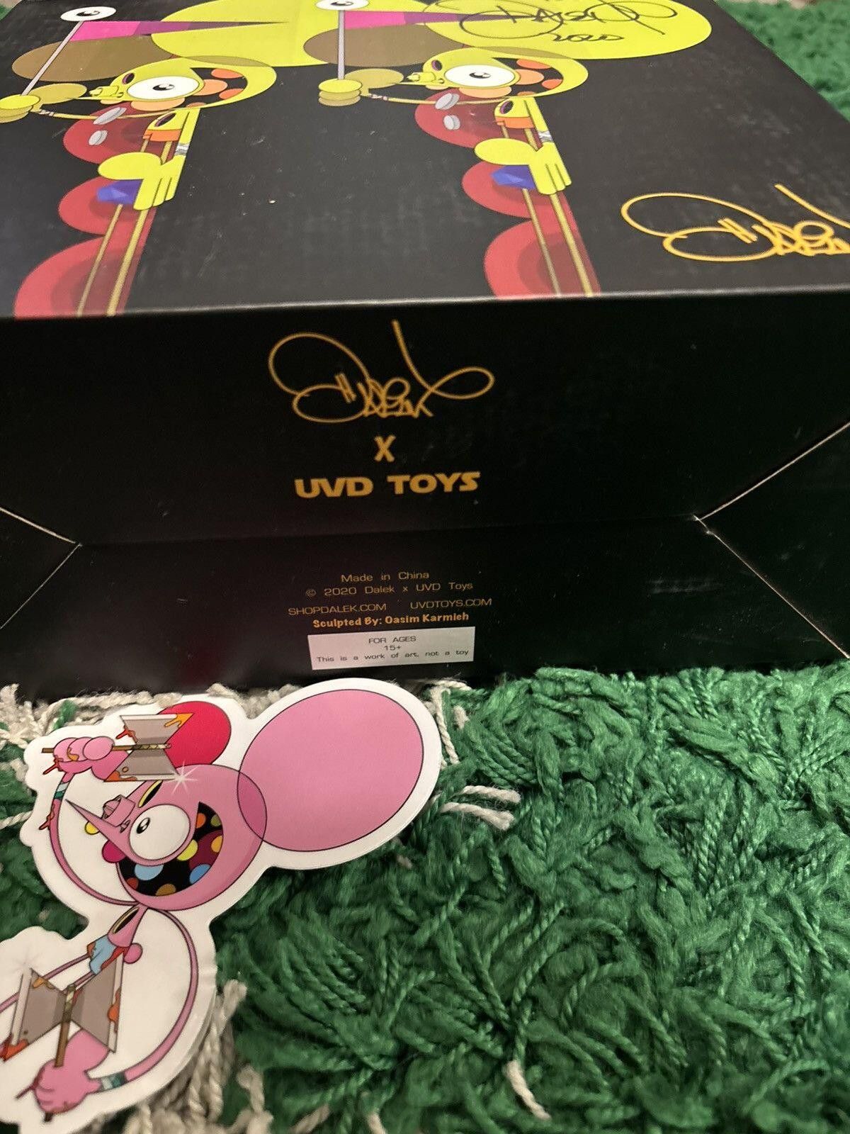 Other [SIGNED 45/50] Dalek x UnheardOf F&F Space Monkey (Pink) Size ONE SIZE - 5 Thumbnail