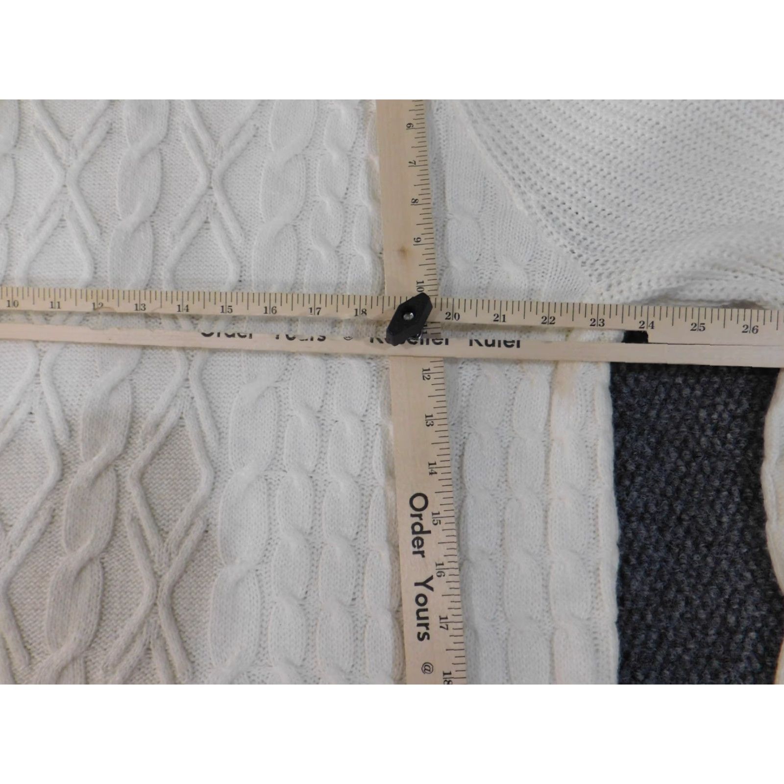 Vintage Crown & Ivy Sweater 2X Women's Pullover Crew Neck Raglan Sleeve White Cable-Knit Polyester Viscose Button Classic Casual Vintage: No Size XXL / US 16-18 / IT 52-54 - 5 Thumbnail