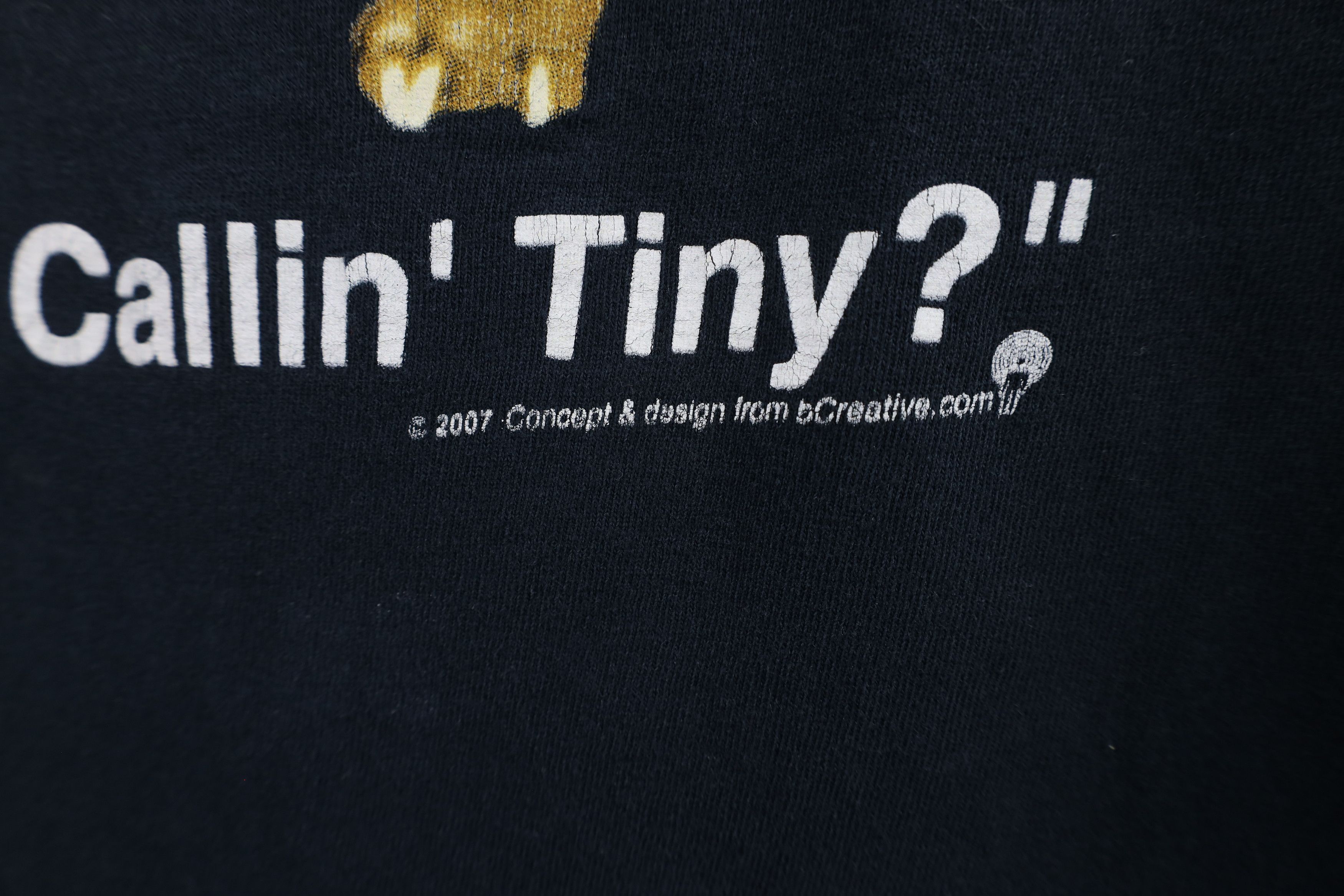Vintage Vintage Y2K Streetwear Calling Tiny Chihuahua Dog T-Shirt Size US M / EU 48-50 / 2 - 5 Thumbnail