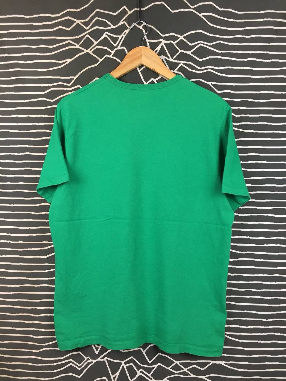 Vintage Hering Casual Made In Brazil Vinyl Record Turntable Tee Size US L / EU 52-54 / 3 - 5 Thumbnail