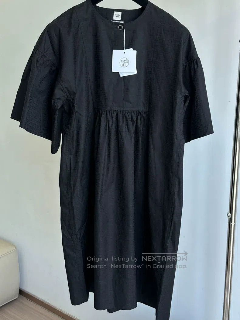 Hermes Hermes 25 Spring/Summer ladies' short sleeve dress, black Size XS / US 0-2 / IT 36-38 - 1 Thumbnail