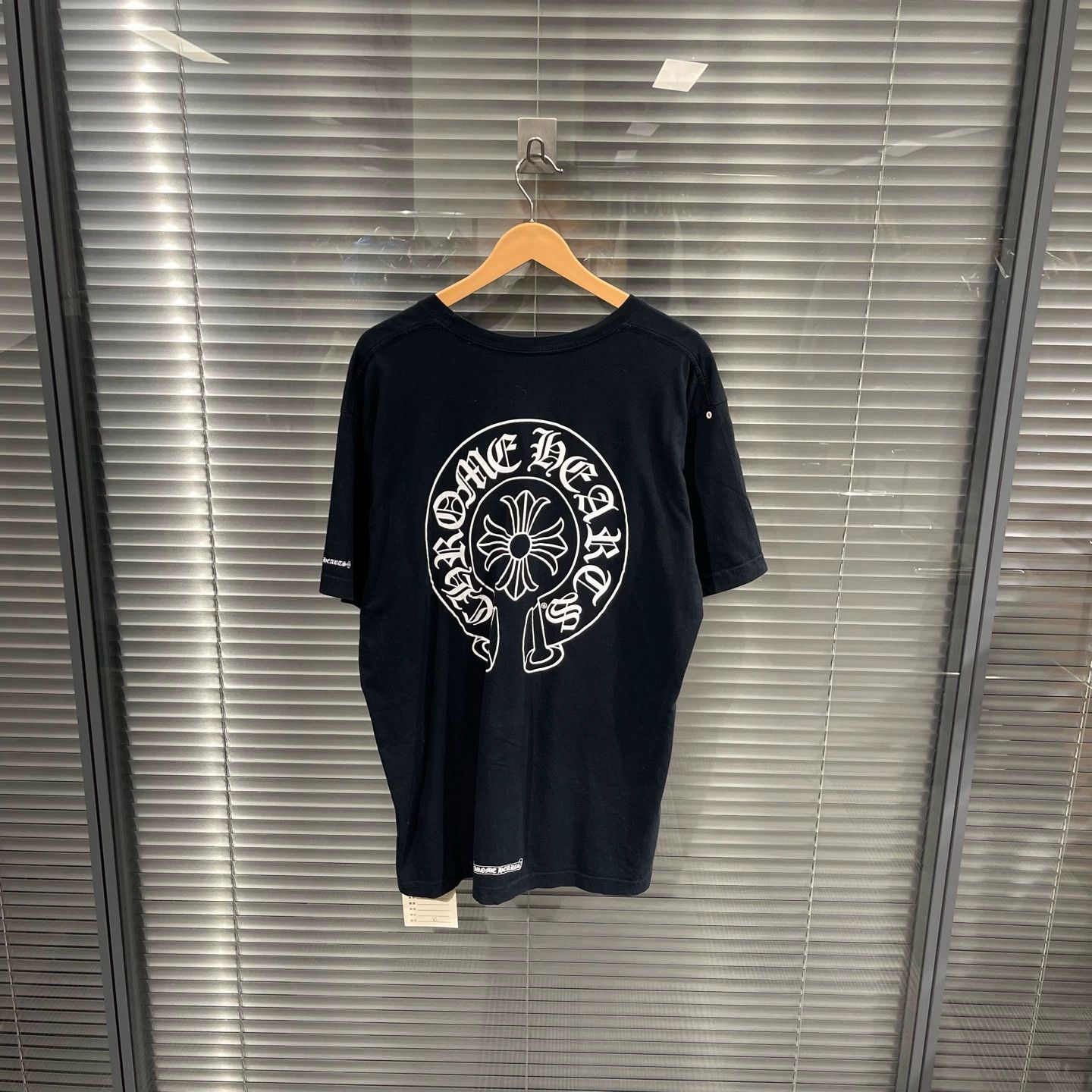 Chrome Hearts Chrome Hearts Cross Short Sleeve XL 95 New (Micro Flaw) Size US XL / EU 56 / 4 - 1 Thumbnail