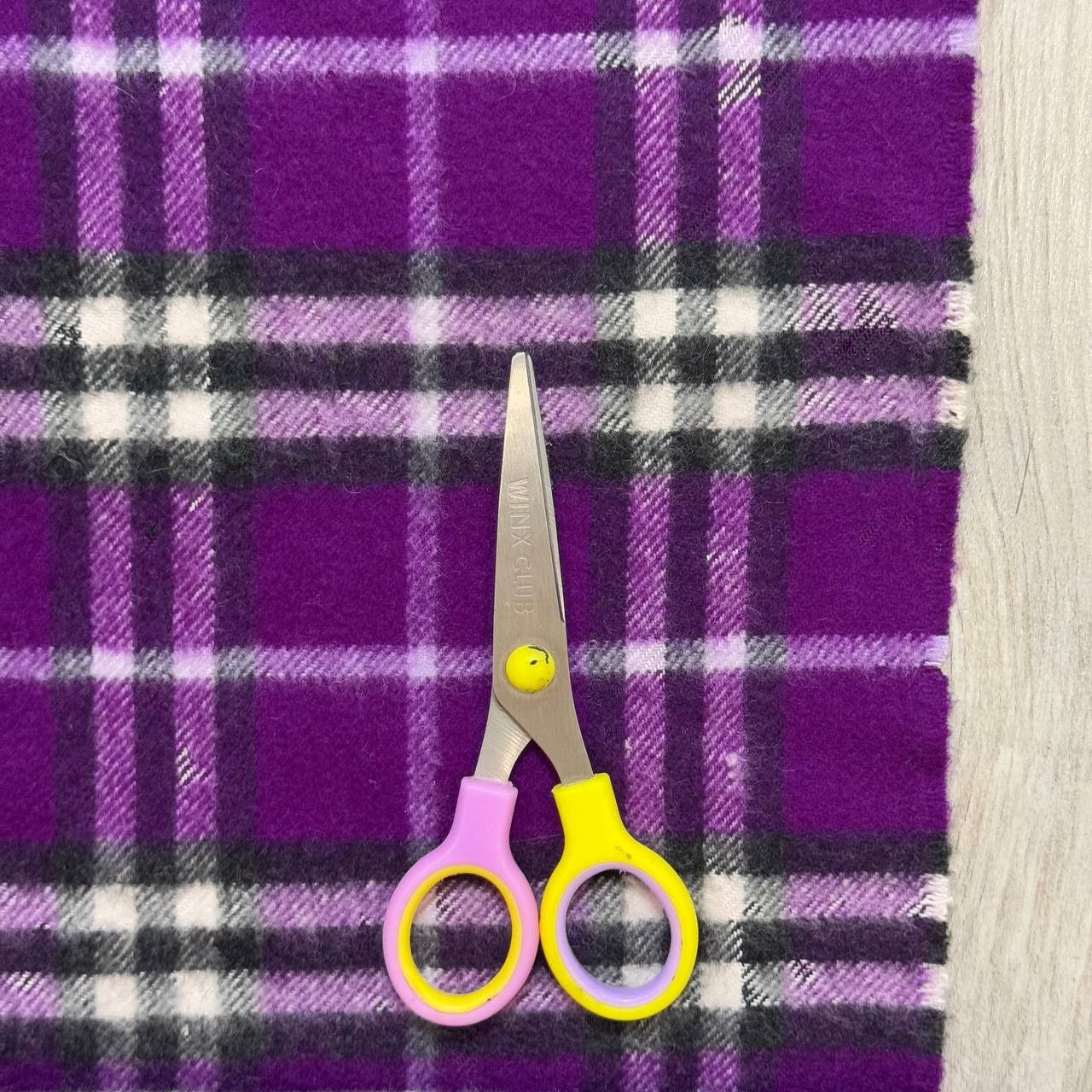 Burberry × Vintage Vintage Burberry Nova Check Purple 100% Cashmere Scarf Size ONE SIZE - 8 Thumbnail