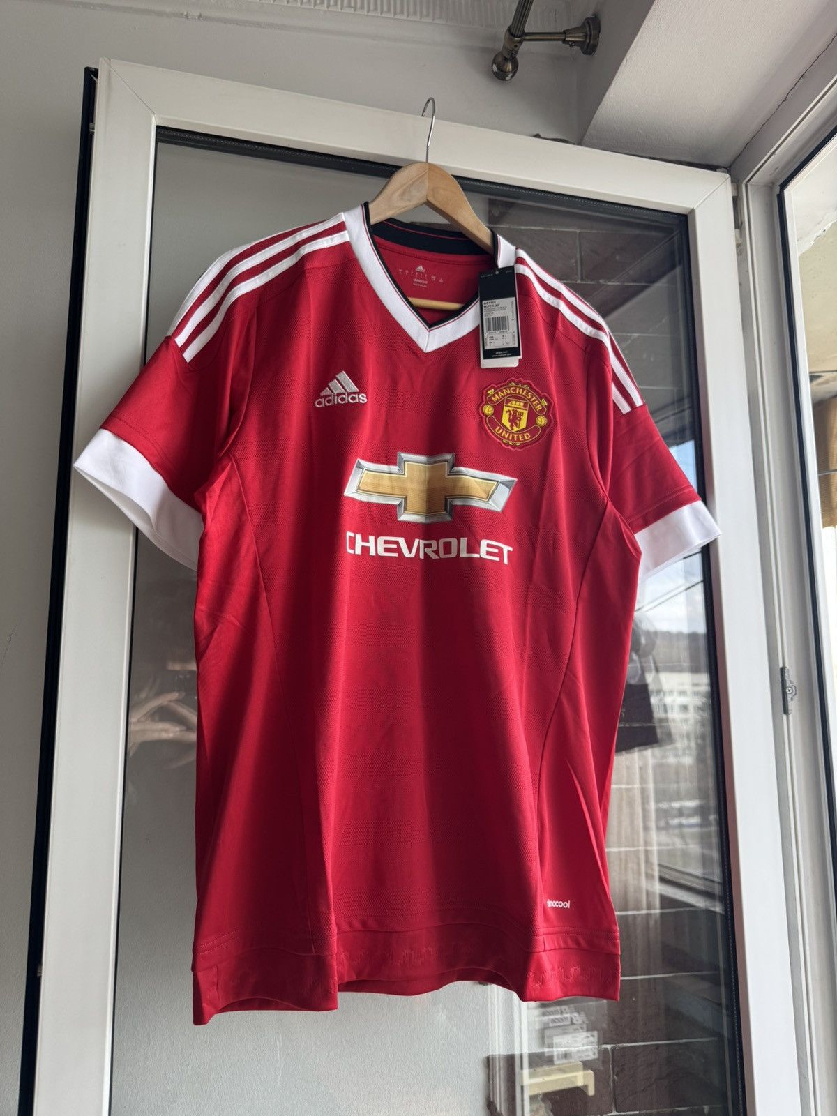 Adidas NEW Adidas Manchester United Home Jersey 2015/2016 Size US L / EU 52-54 / 3 - 4 Thumbnail