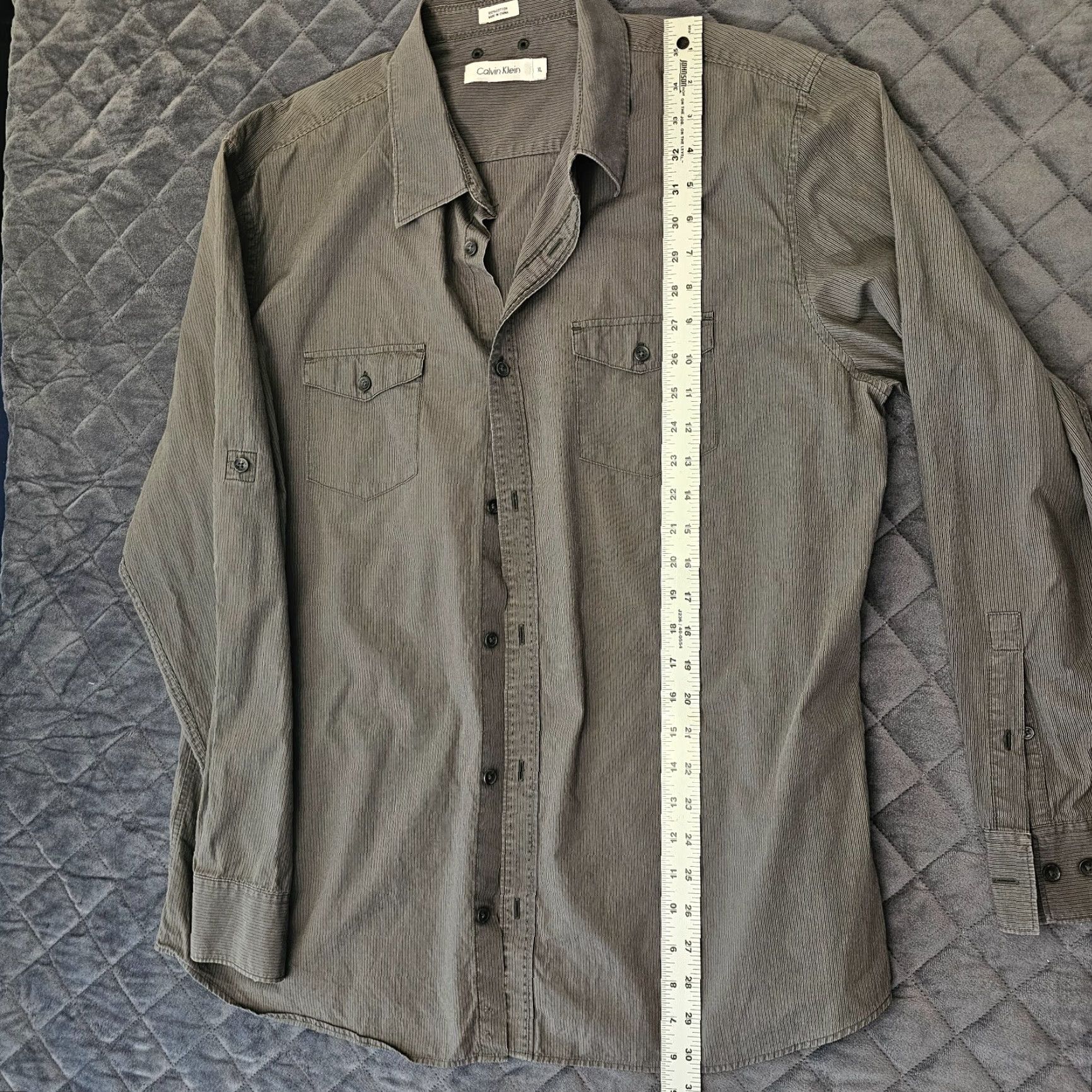 Calvin Klein Calvin Klein Men's XL Long Sleeve Button Down Dark Gray Stripe Roll Tab Sleeve Size US XL / EU 56 / 4 - 4 Thumbnail