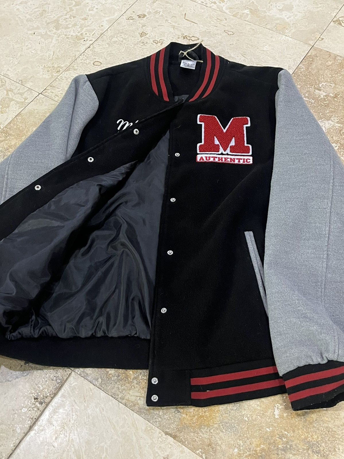 Disney JAPAN EXCLUSIVE MICKEY MOUSE VARSITY JACKET Size US XL / EU 56 / 4 - 5 Thumbnail