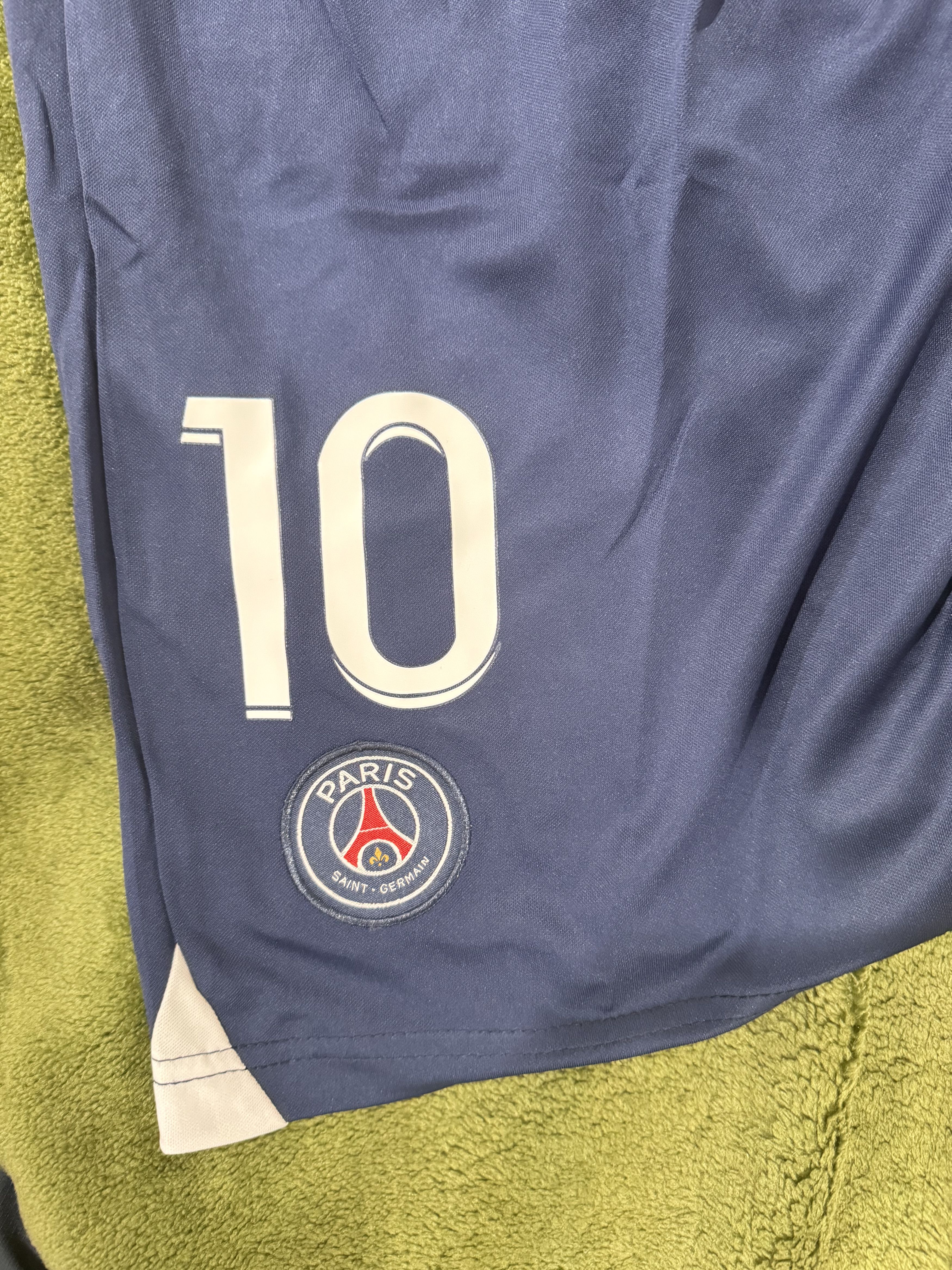 Vintage PSG PARIS SAINT GERMAIN 22-2023 NEYMAR JR JERSEY SET SIZE L Size US L / EU 52-54 / 3 - 3 Thumbnail