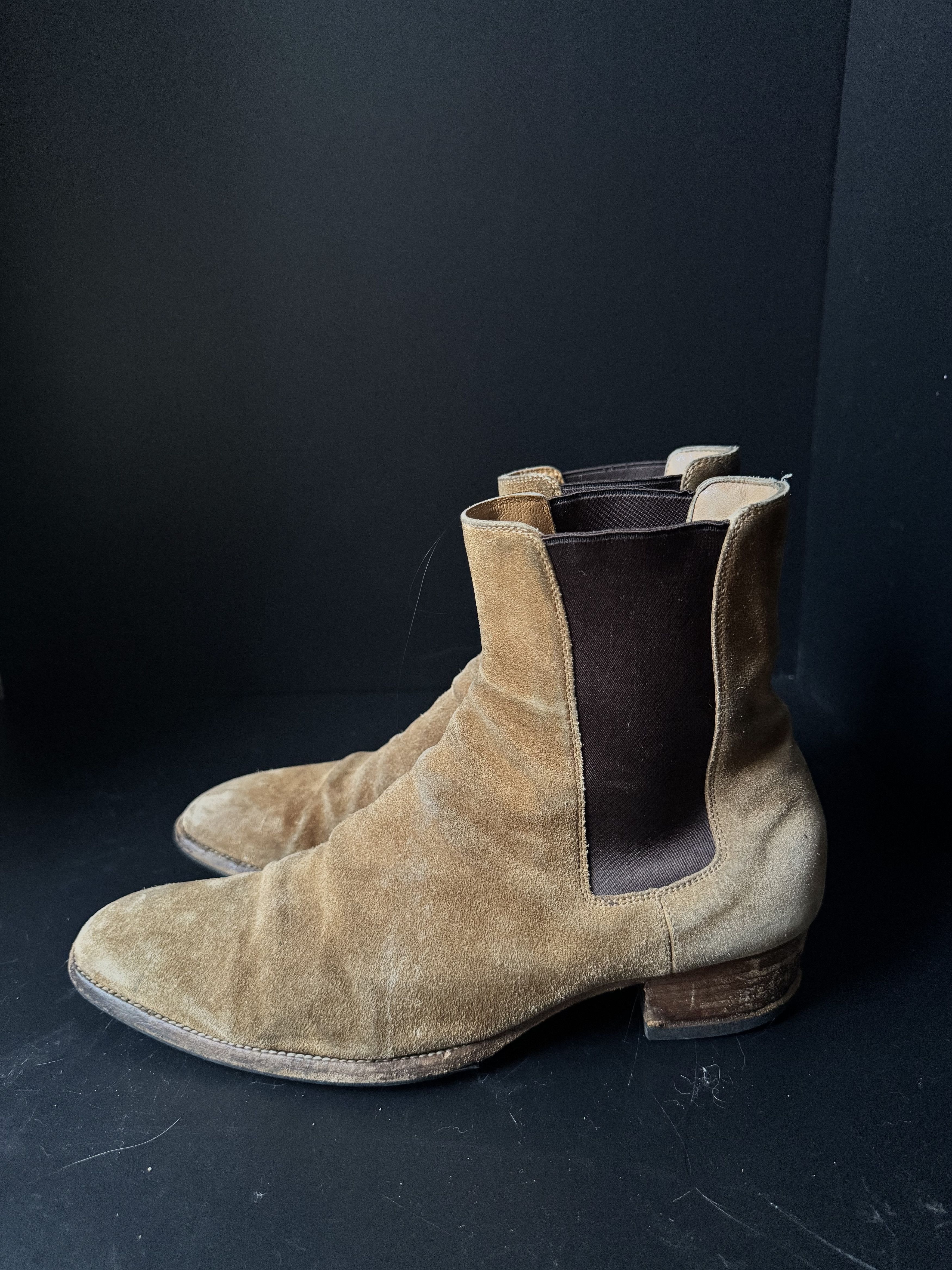 Hedi Slimane Era Chelsea Wyatt 40 suede boots, view 3