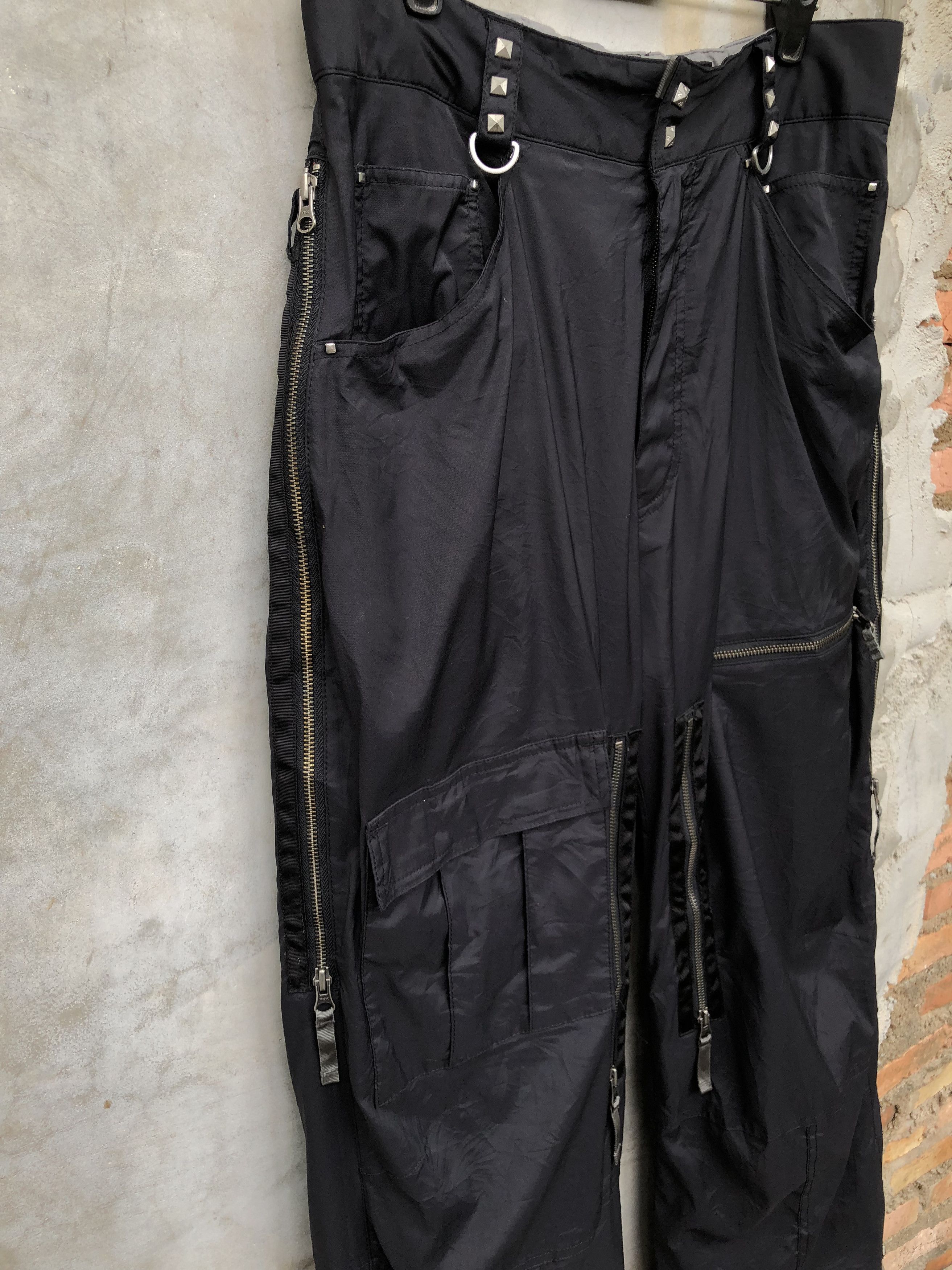 Analog Burton Analog multi zip studed ski/snow pants Size US 34 / EU 50 - 5 Thumbnail