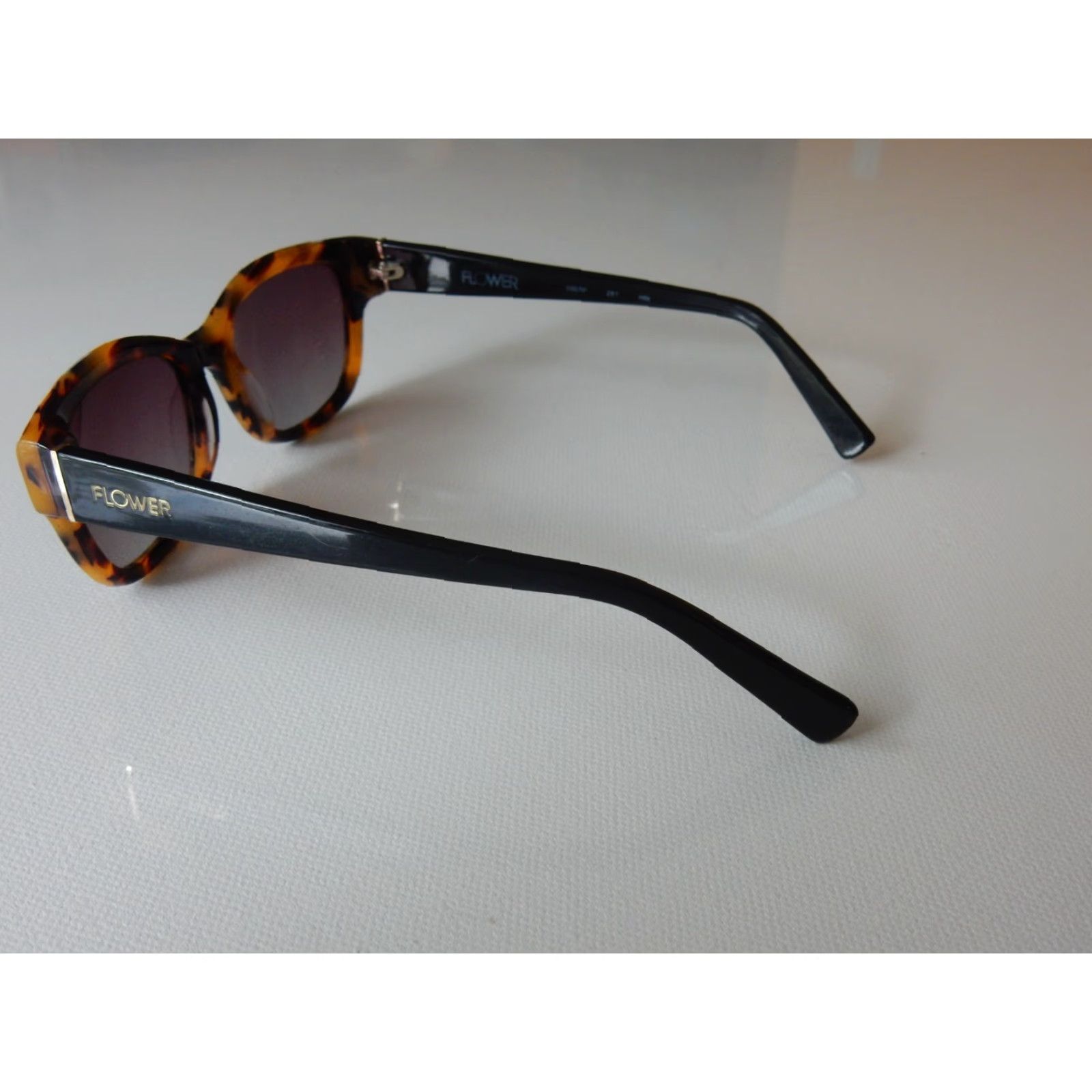 Sunflower **FLOWER Sunglasses Black 53[]18 140 1007P 281 HM** User: FLOWER Sunglasses Black 53[]18 140 1007P 281 HM Size ONE SIZE - 3 Thumbnail