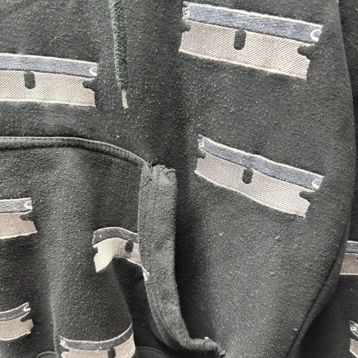 Public Housing Skate Team Public Housing Skate Team Razor Hoodie Carti Size US L / EU 52-54 / 3 - 3 Thumbnail