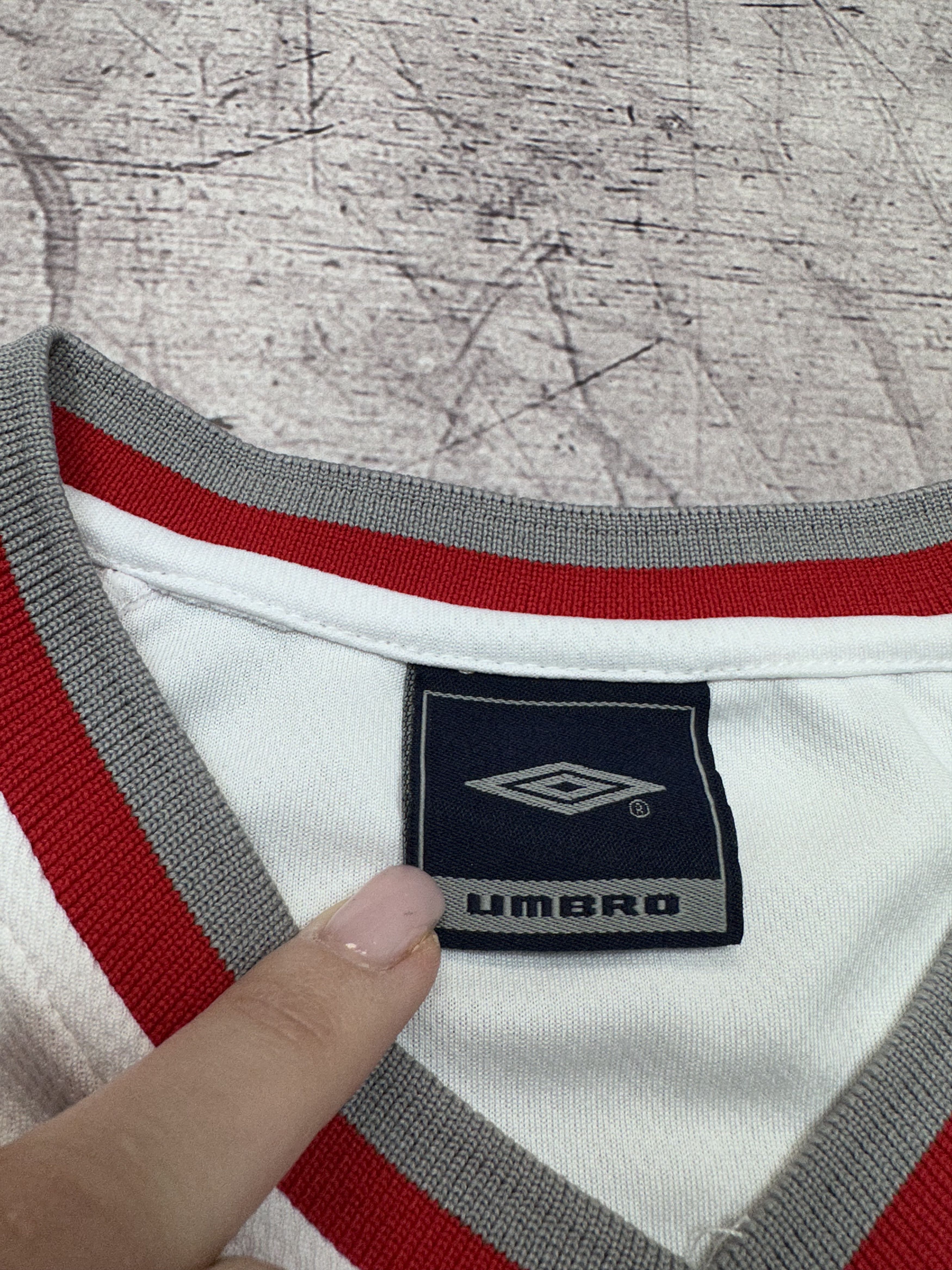 Umbro × Vintage Umbro Vintage Mens Sleeveless T-Shirt Size US L / EU 52-54 / 3 - 4 Thumbnail