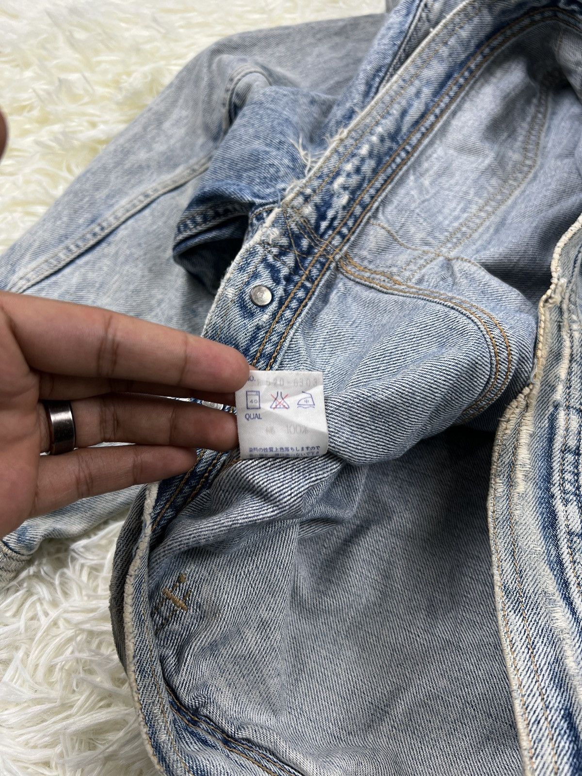 Edwin Vintage Edwin Faded Distressed Denim Jacket Size US L / EU 52-54 / 3 - 16 Thumbnail