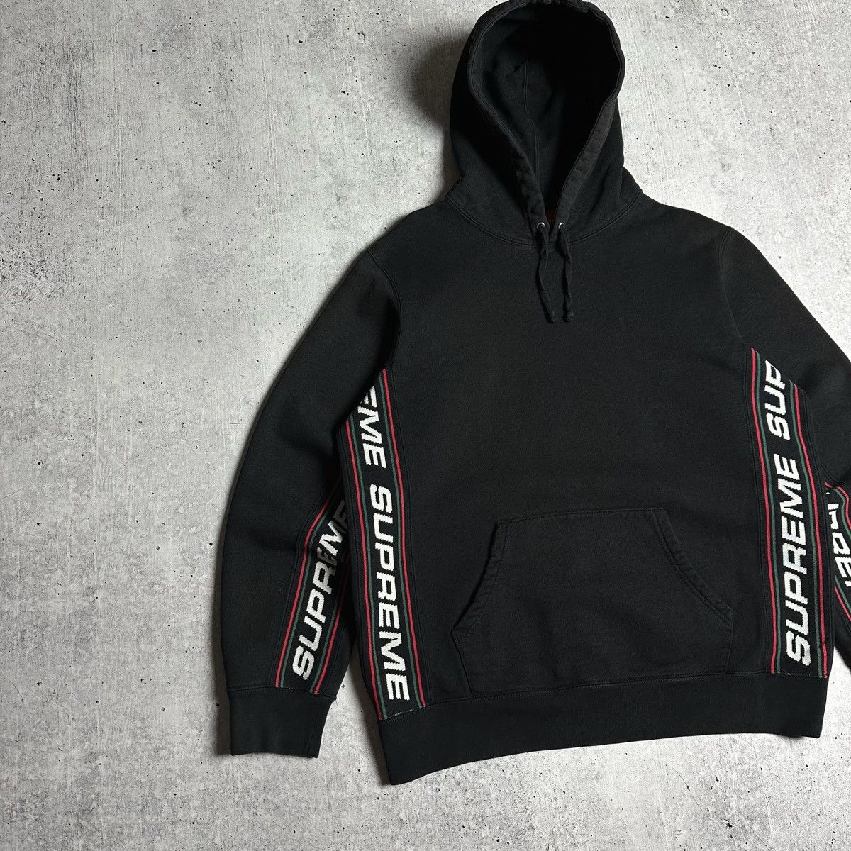 Supreme Supreme Text Rib Black Faded Hoodie Sweatshirt AW19 Size US M / EU 48-50 / 2 - 2 Thumbnail