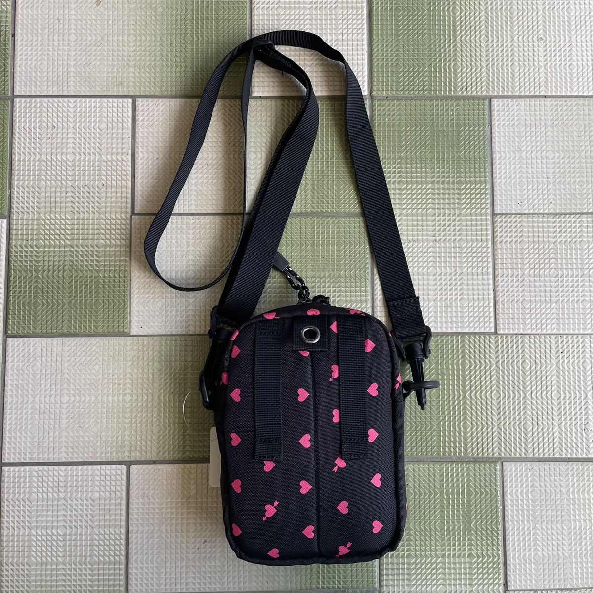 Other Outdoor Products Sling Bag Full Print Quick Pocket Style Size ONE SIZE - 4 Thumbnail