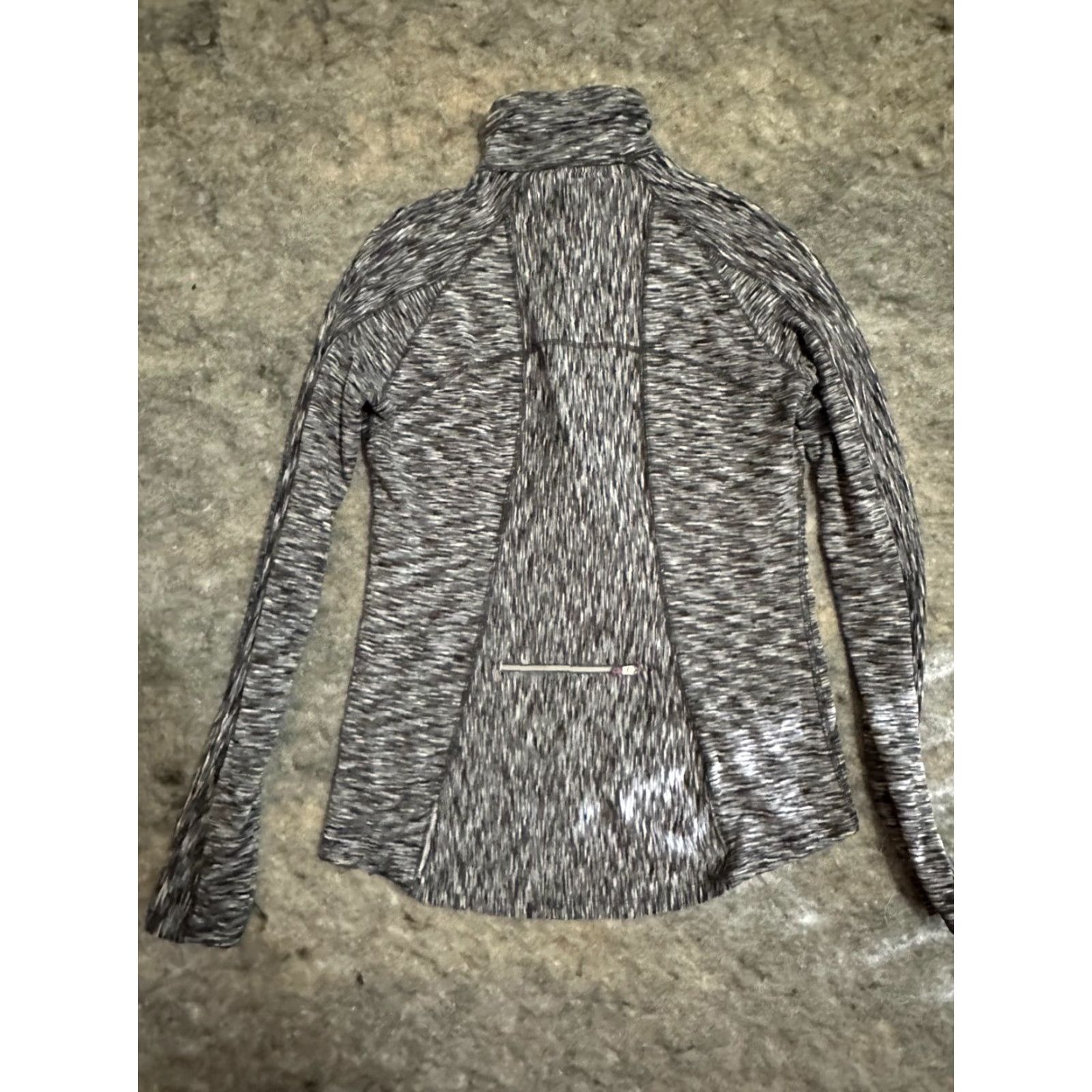 Athleta Athleta Pullover Shirt Womens Medium Mock Neck 1/4 Zip Gray Striped Long Sleeve Running & Jogging Activewear Size M / US 6-8 / IT 42-44 - 3 Thumbnail