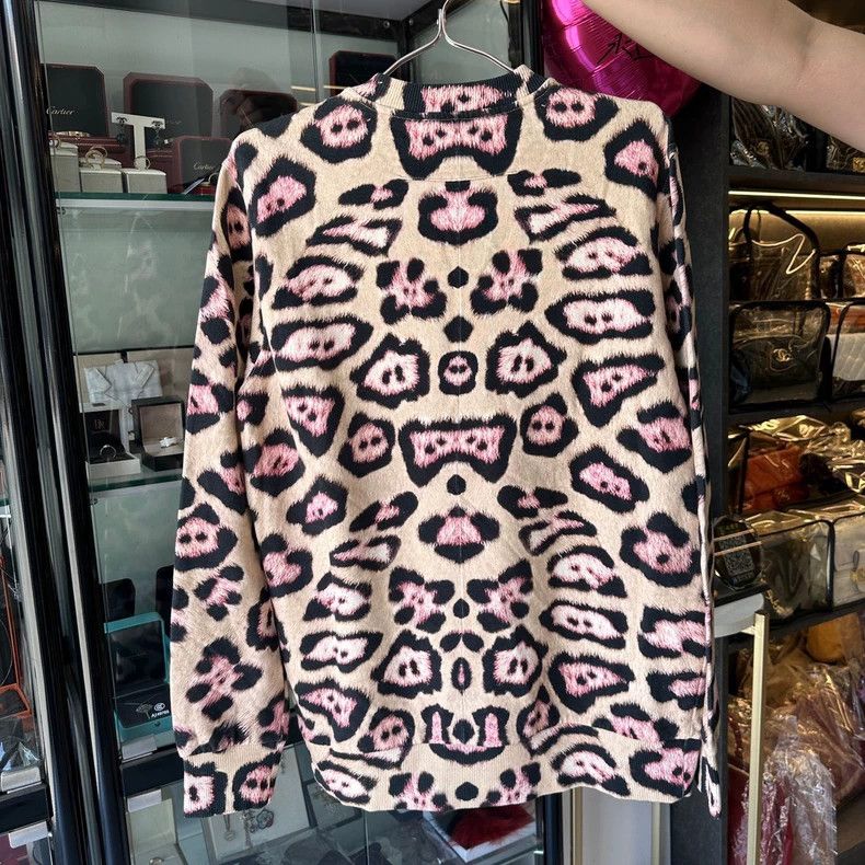 Givenchy Givenchy Leopard Print Sweatshirt / Long Sleeve, Size M, I Size US M / EU 48-50 / 2 - 2 Thumbnail