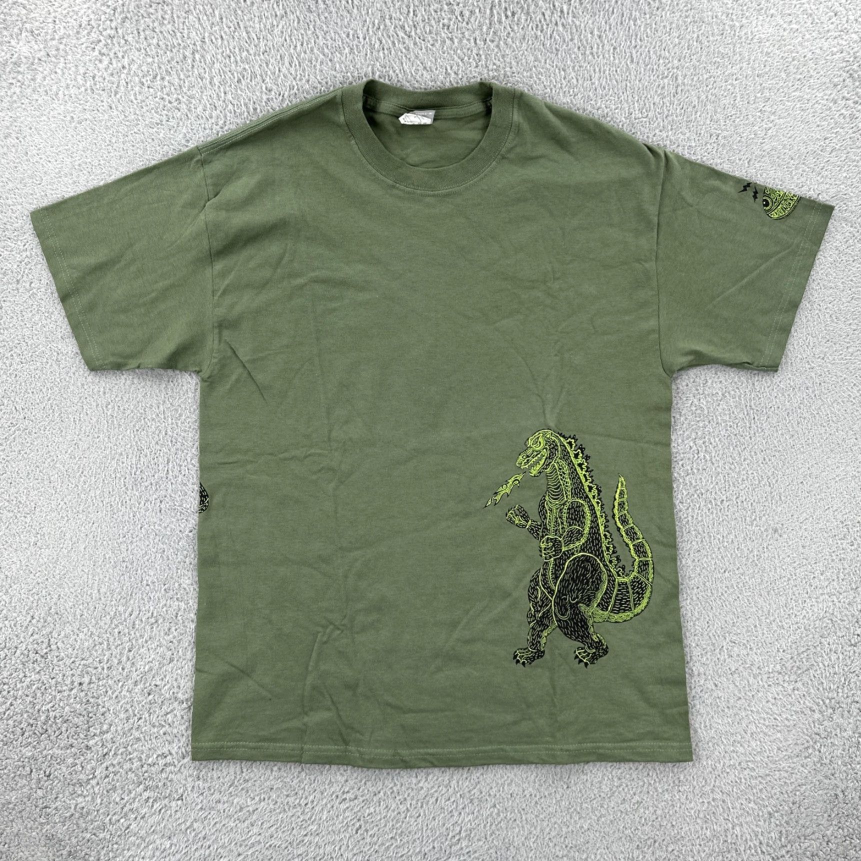 Hanes VINTAGE Hanes Beefy-T Mens L Green Shirt Y2K Art Tee Godzilla King Kong Graphic Size US L / EU 52-54 / 3 - 2 Thumbnail