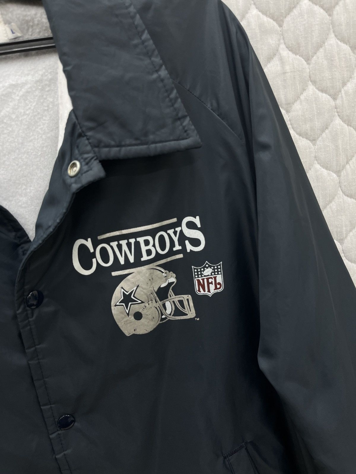 Chalk Line 🔥🔥🔥STEALS VTG CHALK LINE NFL DALLAS COWBOYS LIGHT JACKET Size US L / EU 52-54 / 3 - 11 Thumbnail