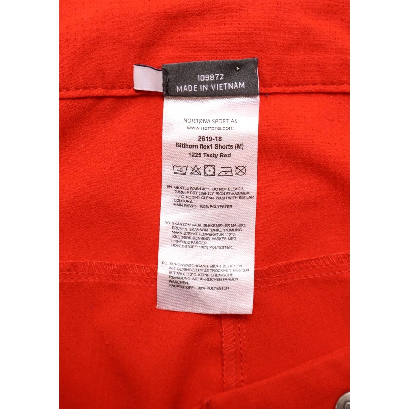 Vintage NORRONA Bitihorn Flex1 Tasty Red Shorts Men's MEDIUM Trekking Thin Size US 31 - 6 Thumbnail