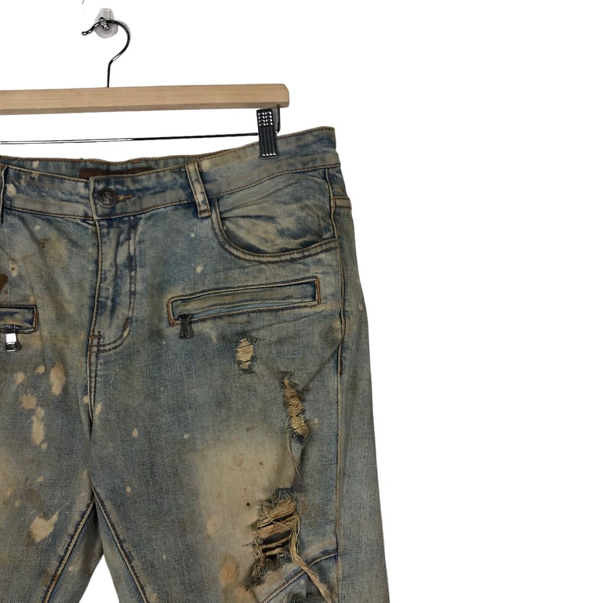 Japanese Brand 🔥Distressed Denim Skinny Punk Design Crysp Denim Japan Size US 34 / EU 50 - 6 Thumbnail
