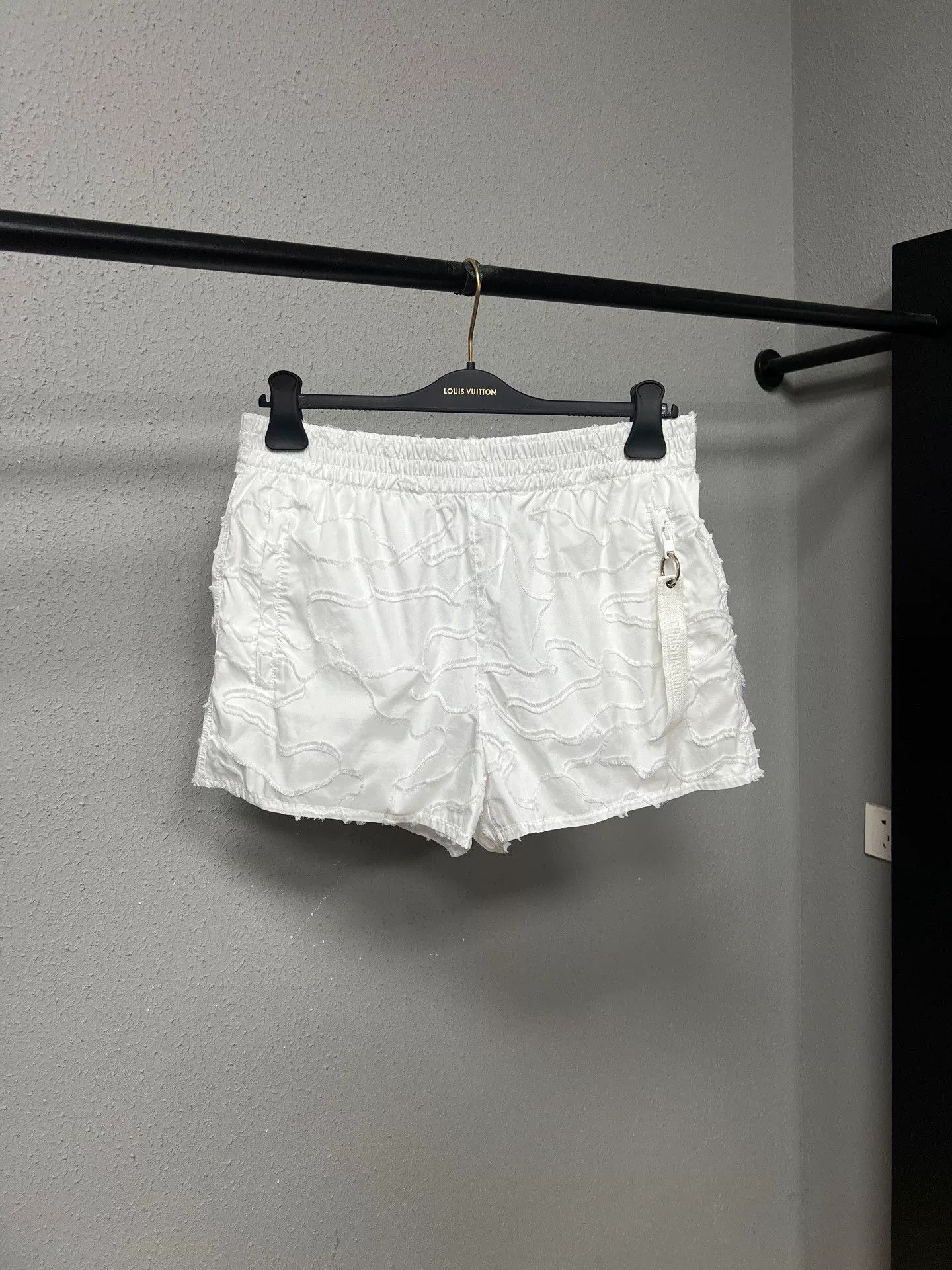 Dior Dior White Sculpted Shorts Size 40 Size 40" / US 18 - 1 Thumbnail