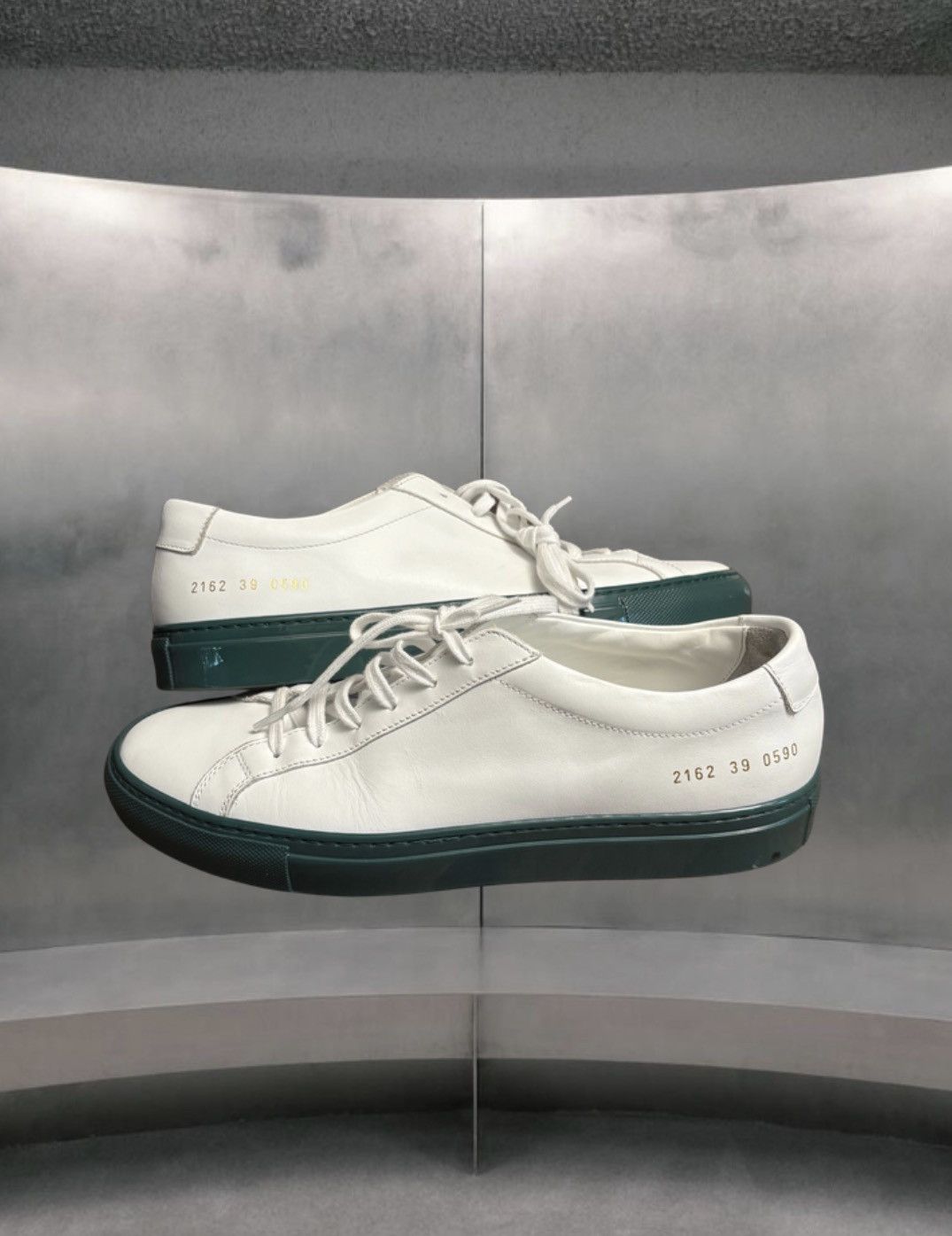 Common Projects Common Projects Achilles Low in white and teal Size US 6.5 / EU 39-40 - 1 Thumbnail
