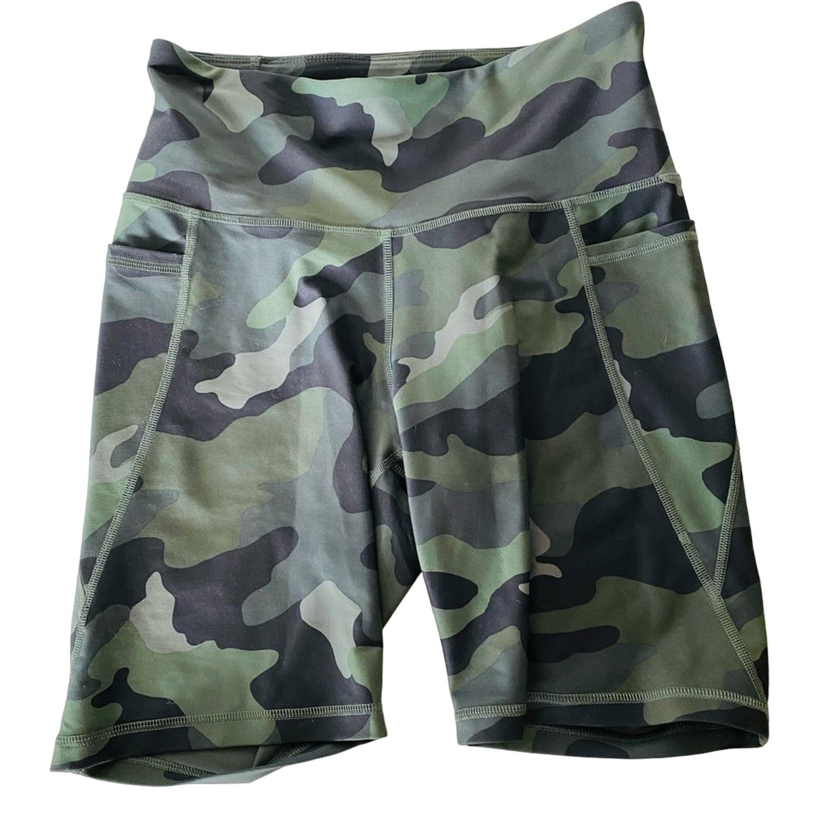 Old Navy OLD NAVY Olive Green Black Camo Print High Rise Biker Shorts Size 30" / US 8 / IT 44 - 5 Thumbnail