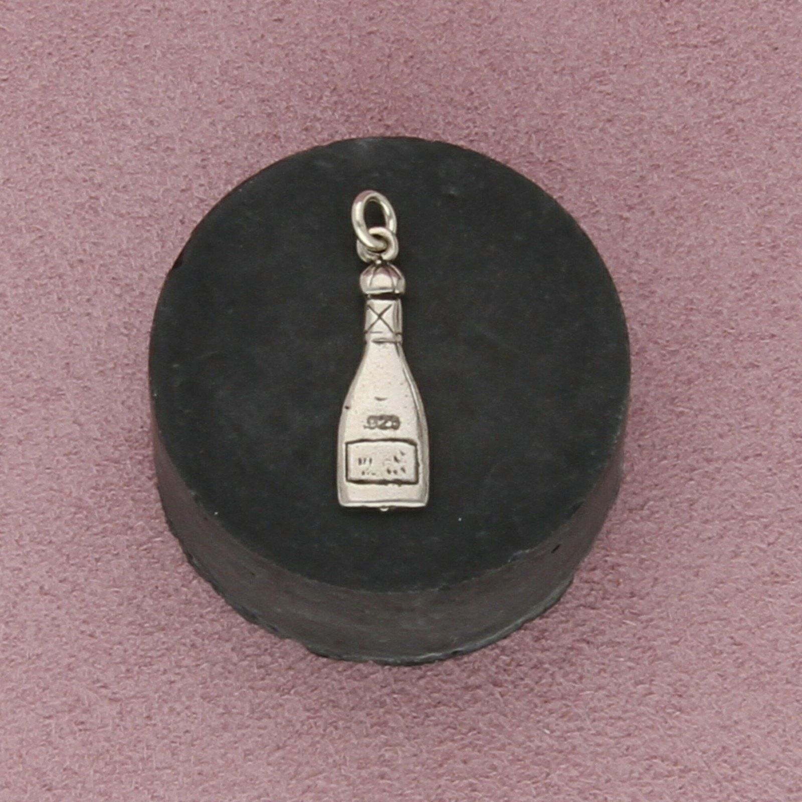 Sterling Silver sterling silver vintage bottle of wine charm pendant Size ONE SIZE - 2 Thumbnail