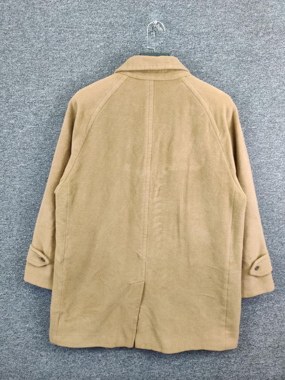 Burberry Vintage Burberry Wool Single Breasted Beige Coat Size US L / EU 52-54 / 3 - 6 Thumbnail
