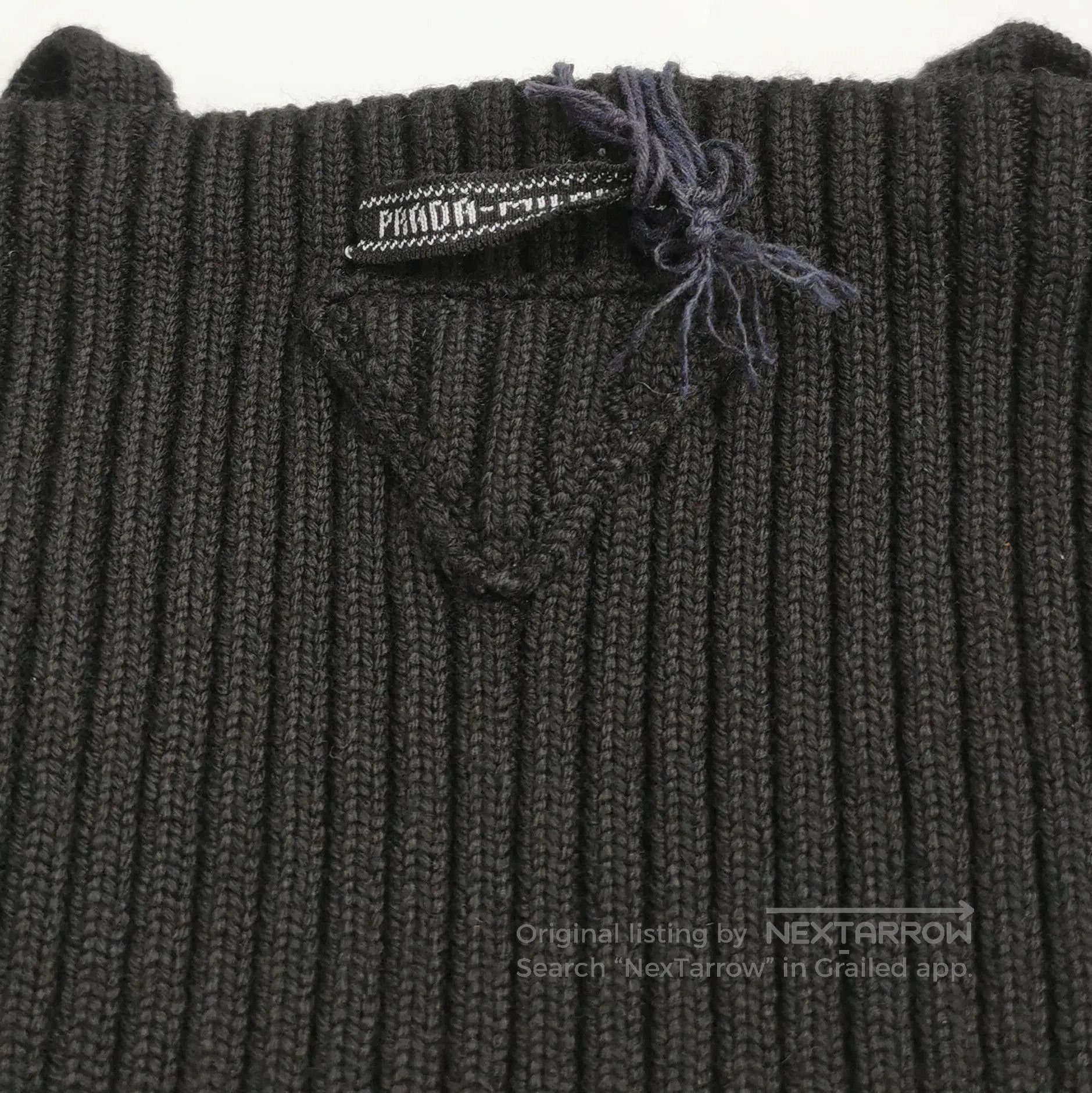 Prada Prada Logo Knit Crop Tank Top . Size XXS / US 00 / IT 34 - 2 Thumbnail
