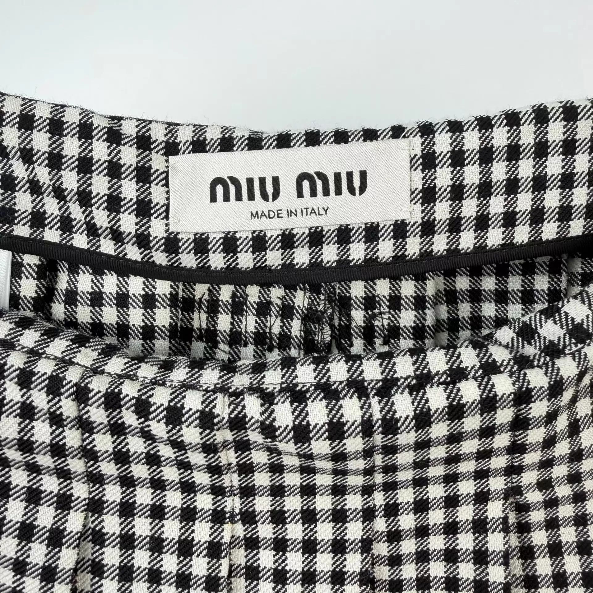 Miu Miu MIU MIU Plaid Pleated Skirt 38 New With Tags Size 26" / US 2 / IT 38 - 6 Thumbnail