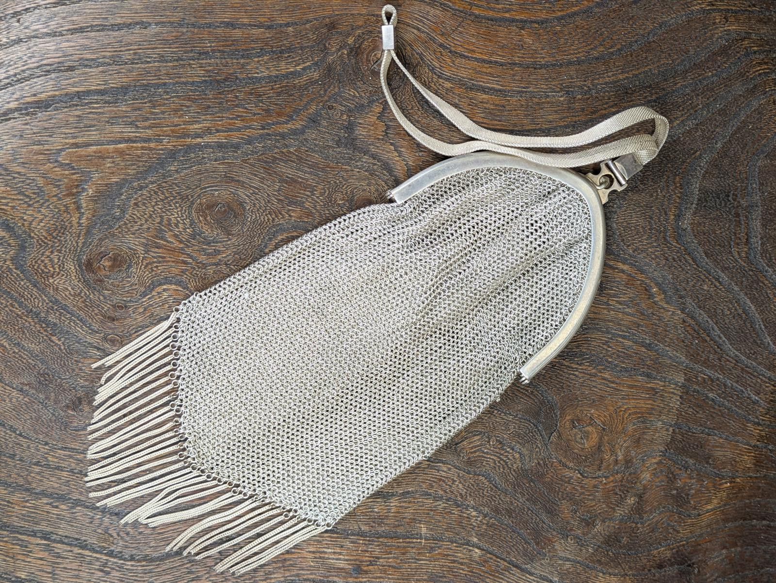 Other 1920's coloured silver metal mesh chainmail wristlet bag Size ONE SIZE - 5 Thumbnail