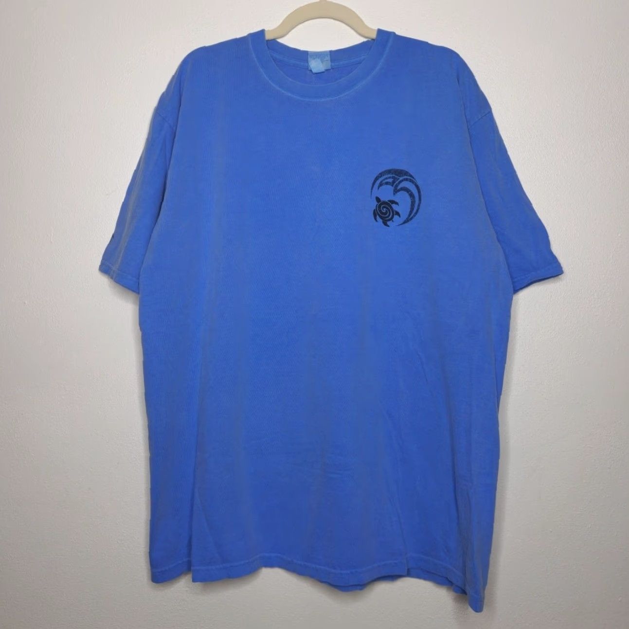 Vintage VINTAGE Crazy Shirts Shirt Unisex Adults XL Blue Coastal Art Nature Turtle Beach 90s 00s Vintage AOP Graphic Coastal Size US XL / EU 56 / 4 - 2 Thumbnail