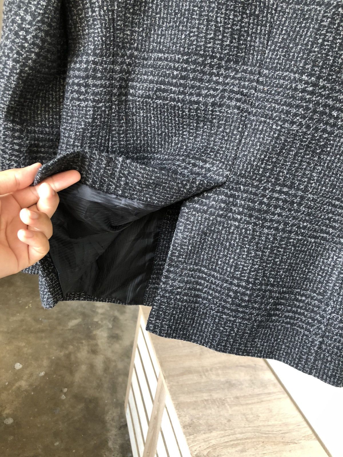 Japanese Brand Vtg Uniqlo Tweed Gingham Dark Grey Single Breasted Blazer Size US L / EU 52-54 / 3 - 13 Thumbnail