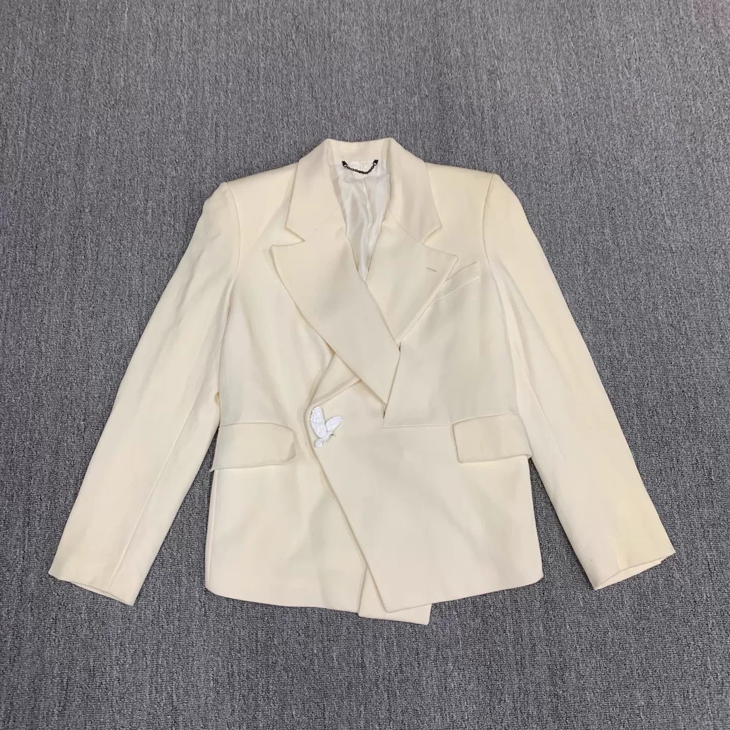Louis Vuitton White Blazer with Decorative Button Detail Size US M / EU 48-50 / 2 - 1 Thumbnail