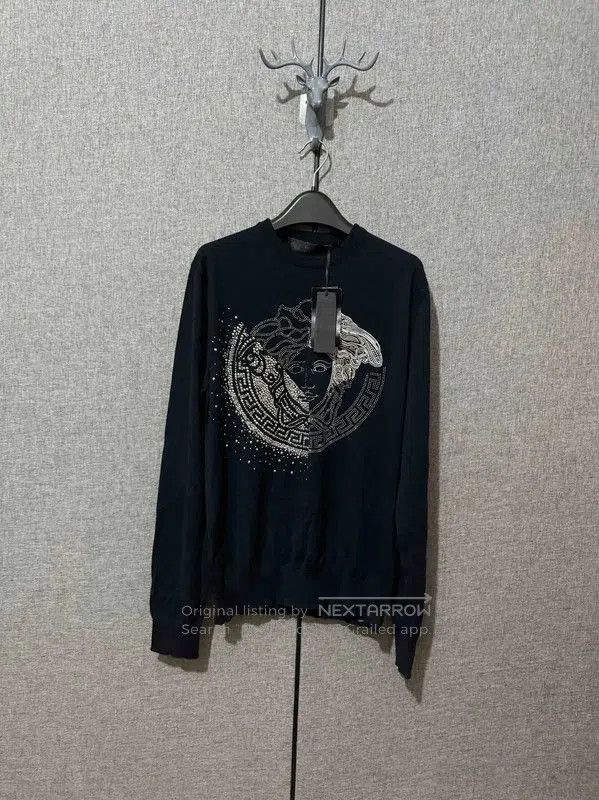Versace Versace Black Wool Embroidered Medusa Pullover . Size US M / EU 48-50 / 2 - 1 Thumbnail