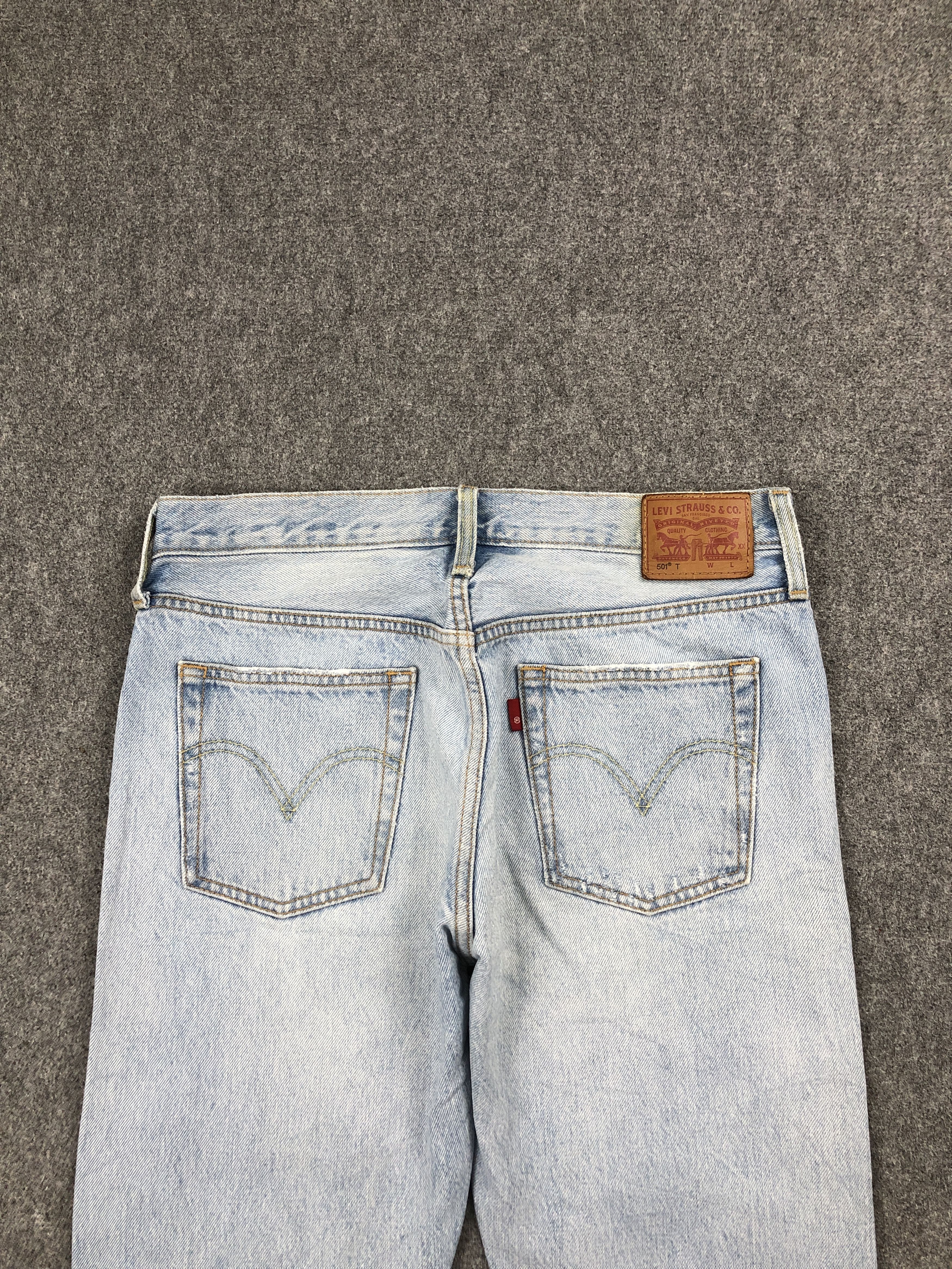 Levi's Vintage Distressed Levis 501 T Light Wash Jeans DP2465 Size US 30 / EU 46 - 4 Thumbnail