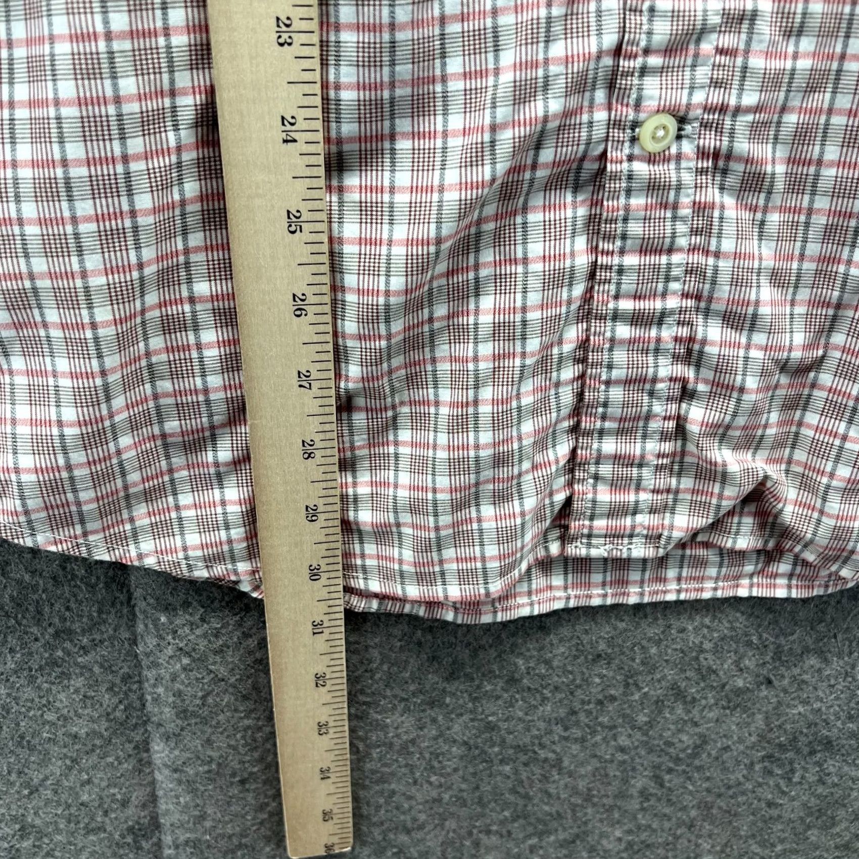 Banana Republic VINTAGE Banana Republic Shirt Mens Large White Red Button Down Plaid Slim Wash 078 Size US L / EU 52-54 / 3 - 6 Thumbnail