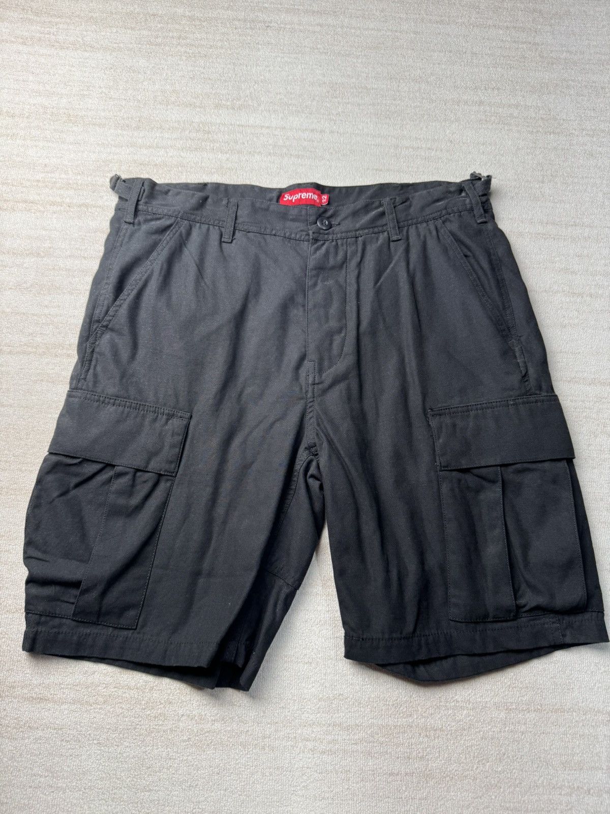 Supreme Cargo shorts Size US 32 / EU 48 - 1 Thumbnail