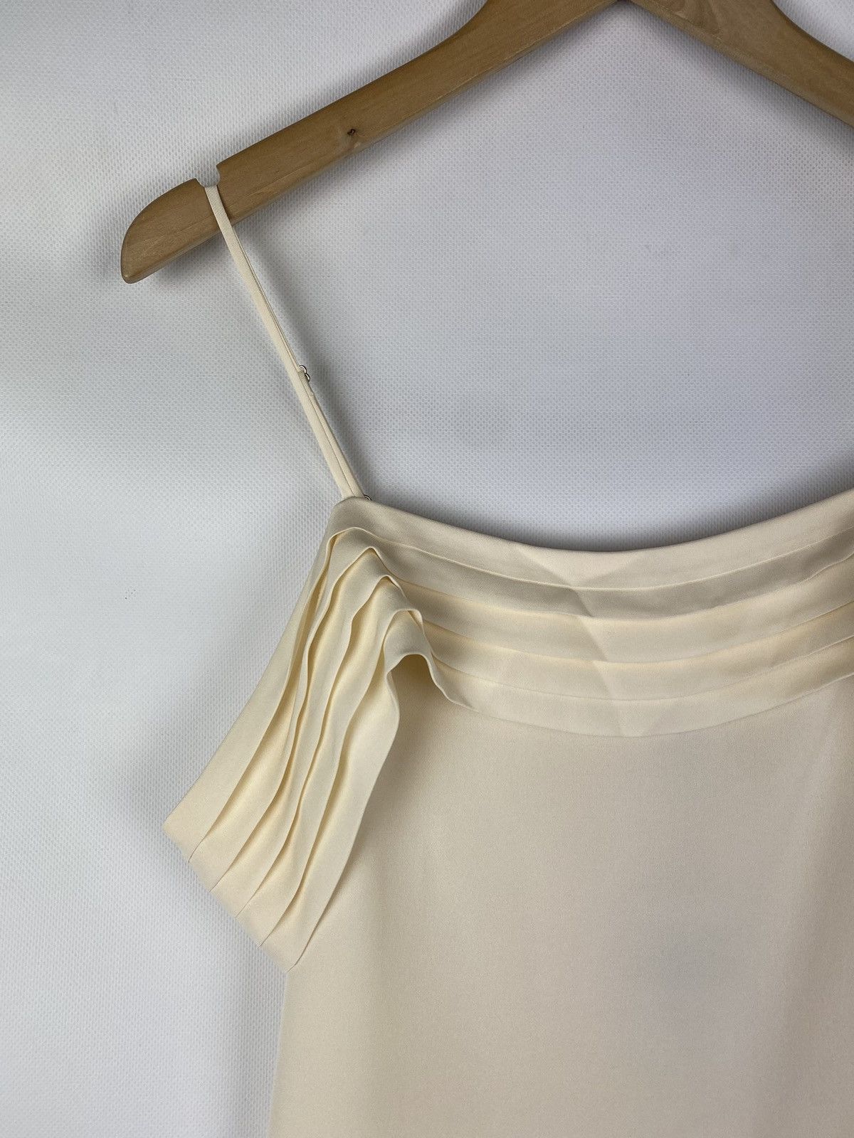 T by Alexander Wang BNWT! T Alexander Wang Pleated Shoulder silk top t shirt Size M / US 6-8 / IT 42-44 - 7 Thumbnail