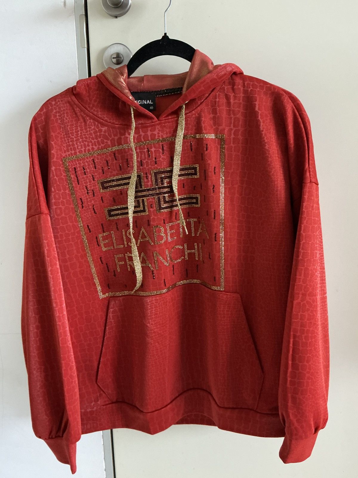 Other Luxury‑Vibe Red Hoodie w/ Gold Accents / size M Size M / US 6-8 / IT 42-44 - 6 Thumbnail