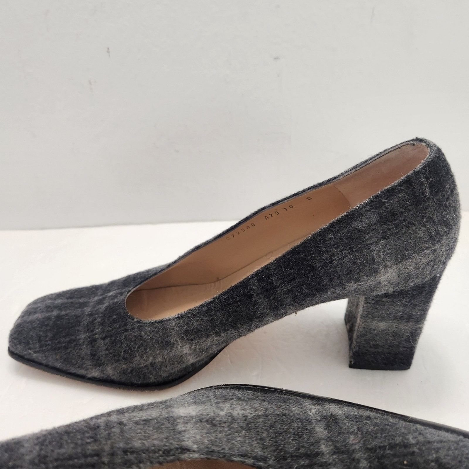 Salvatore Ferragamo Salvatore Ferragamo Allegra Pumps Heel Plaid Fabric Gray Size US 10 / IT 40 - 12 Thumbnail