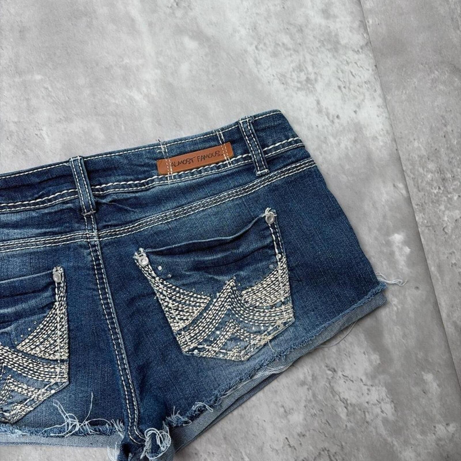 Almost Famous Y2K Almost Famous Gothic Embellished Mini Denim Shorts Size 32" / US 10 / IT 46 - 3 Thumbnail